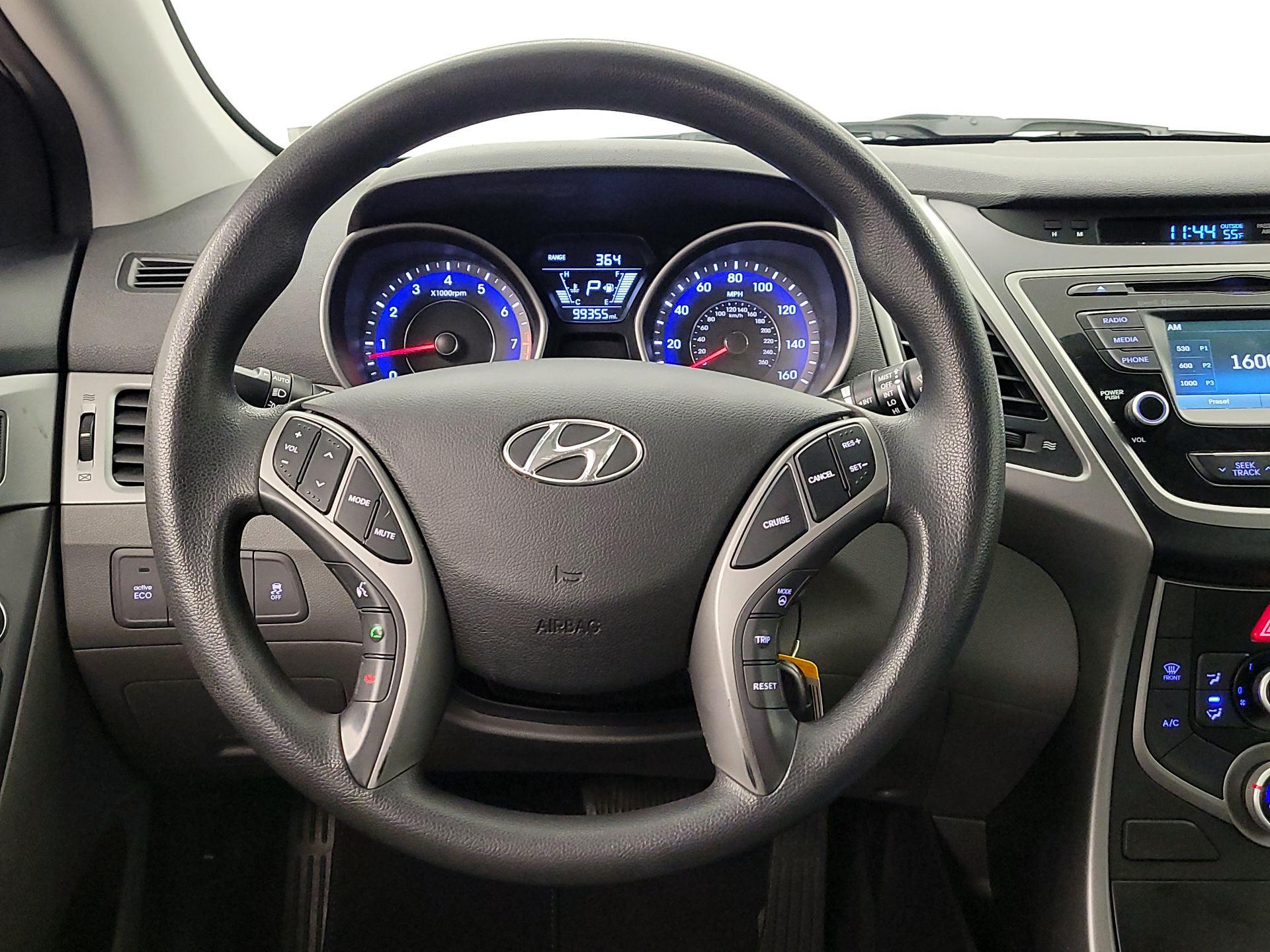 Thumbnail: 2015 Hyundai Elantra - 10