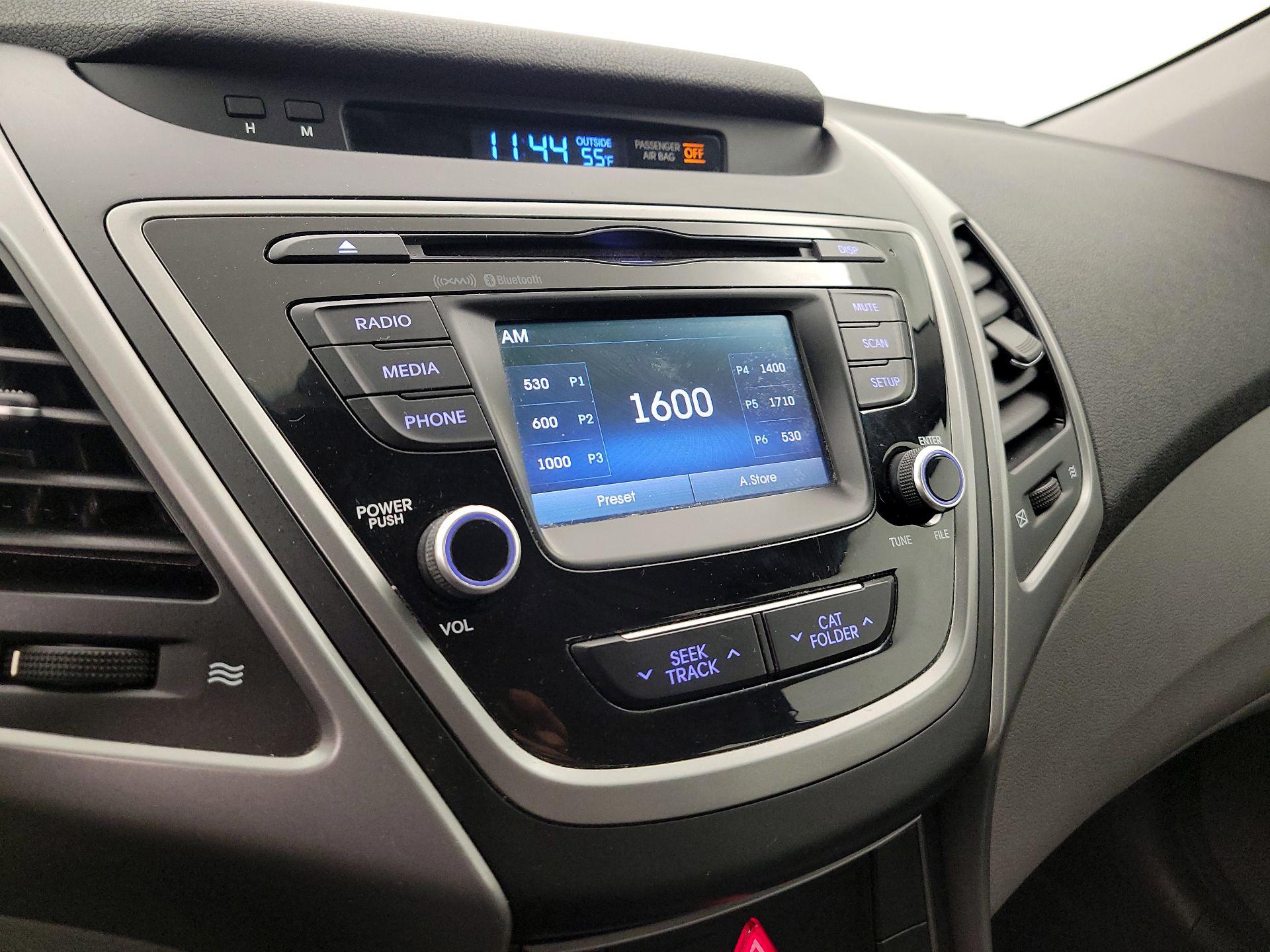 Thumbnail: 2015 Hyundai Elantra - 15