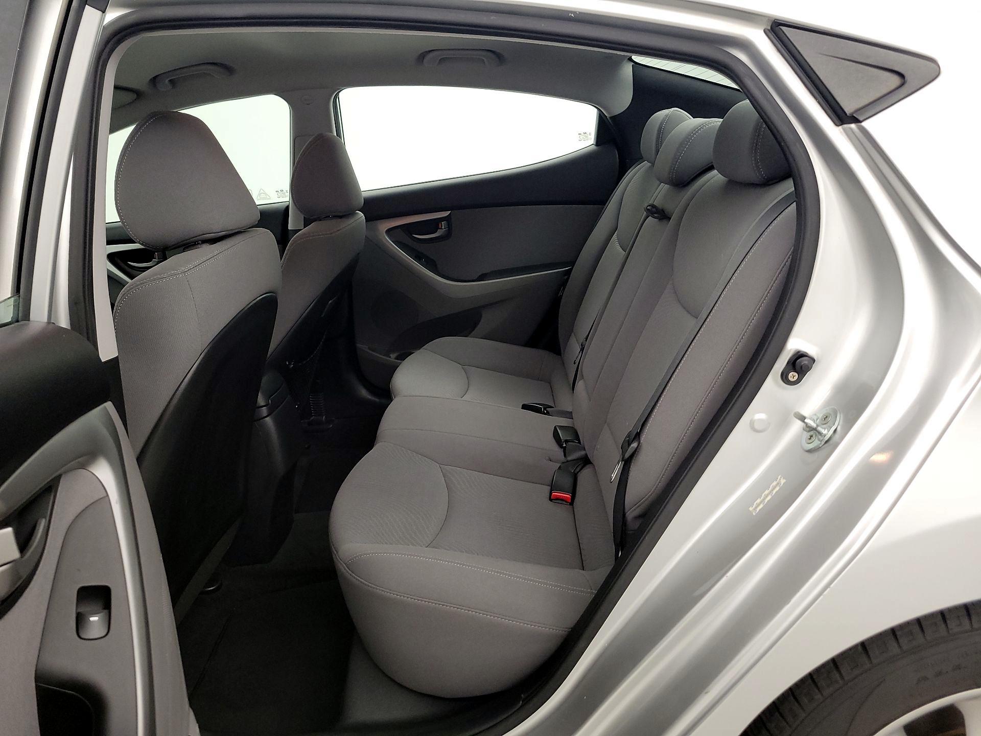 Thumbnail: 2015 Hyundai Elantra - 19