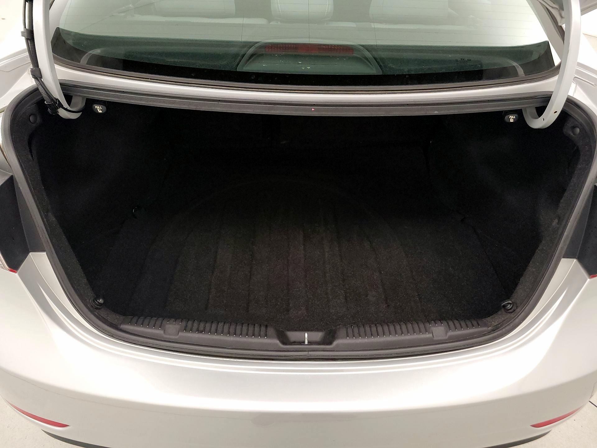 Thumbnail: 2015 Hyundai Elantra - 20