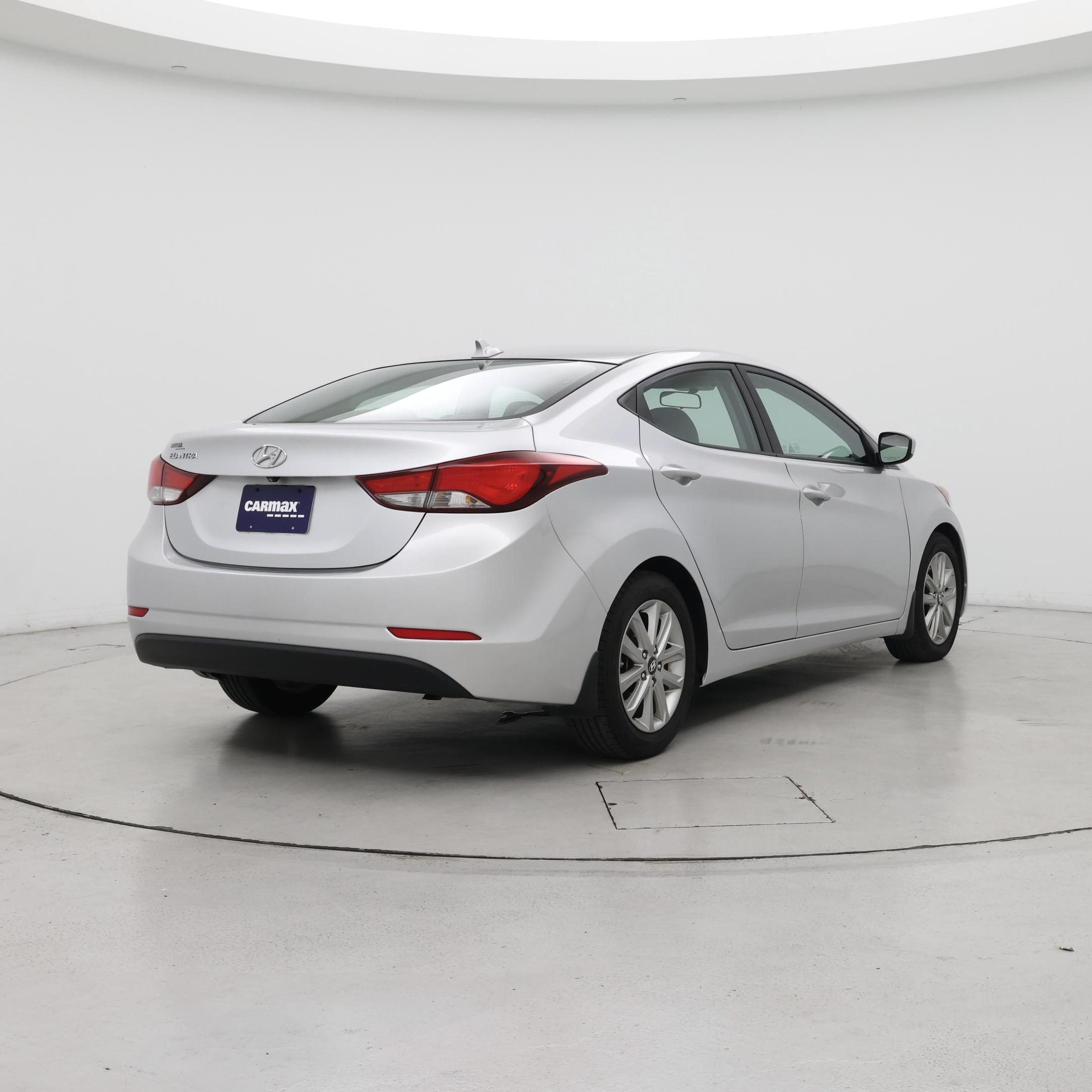 Thumbnail: 2015 Hyundai Elantra - 8