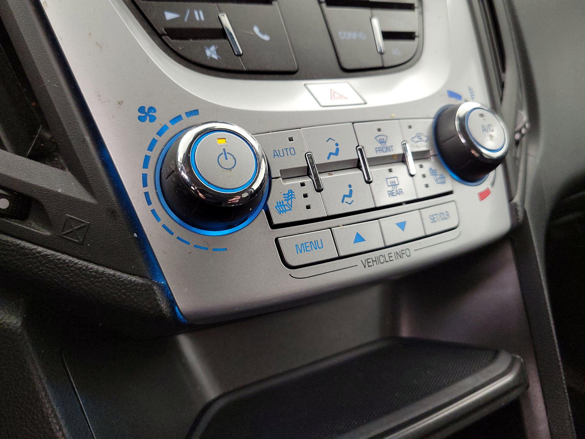 Thumbnail: 2016 Chevrolet Equinox - 15