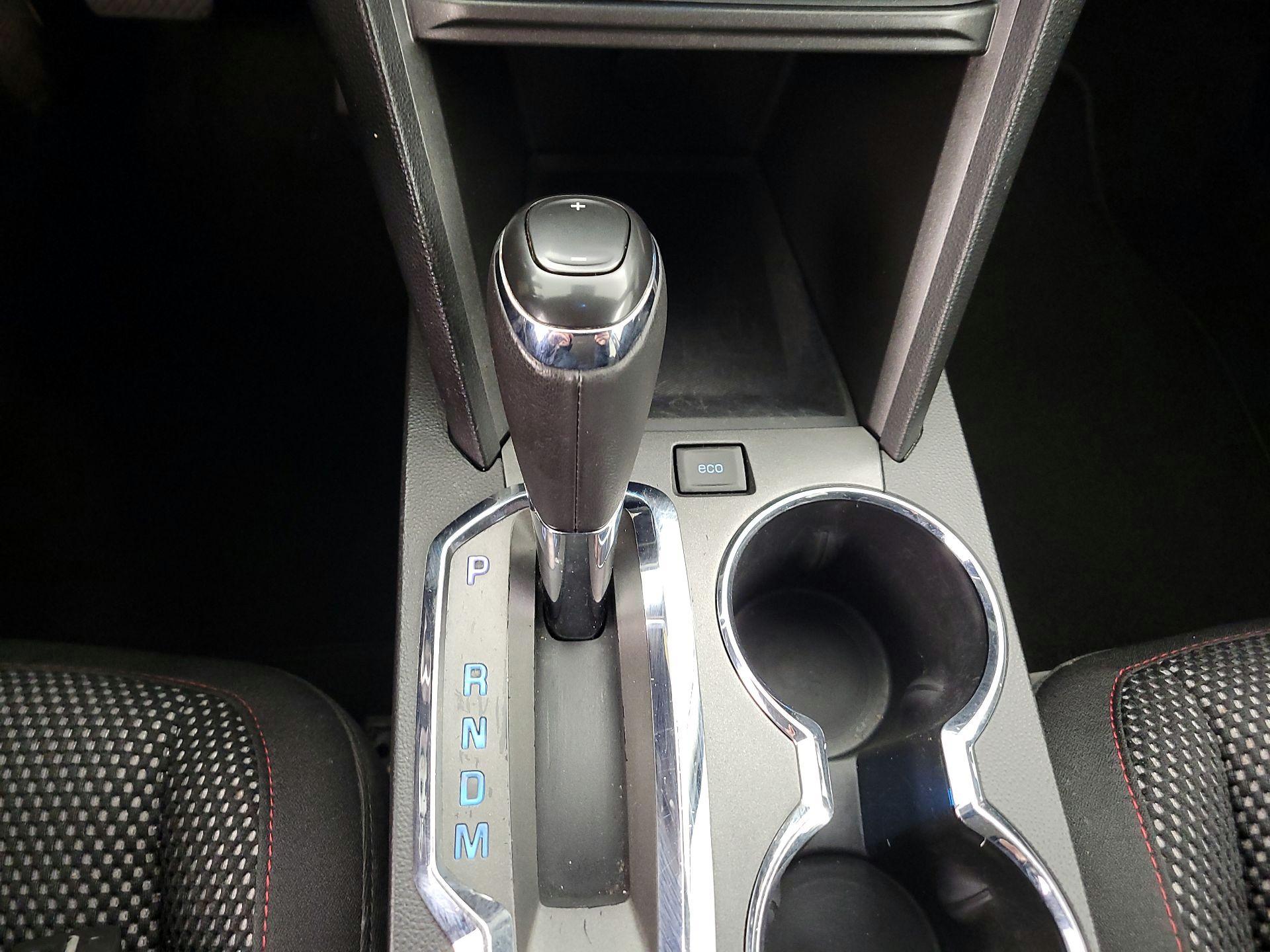 Thumbnail: 2016 Chevrolet Equinox - 16