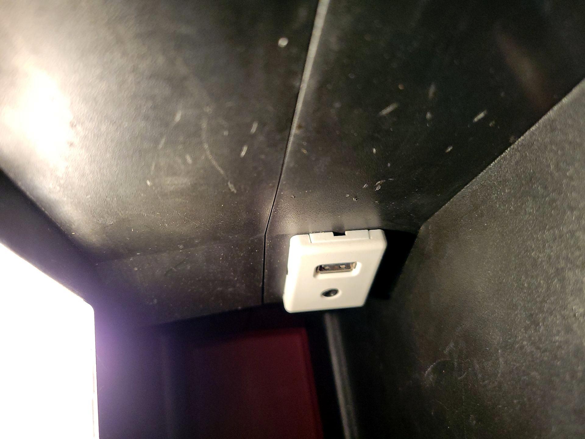 Thumbnail: 2016 Chevrolet Equinox - 17