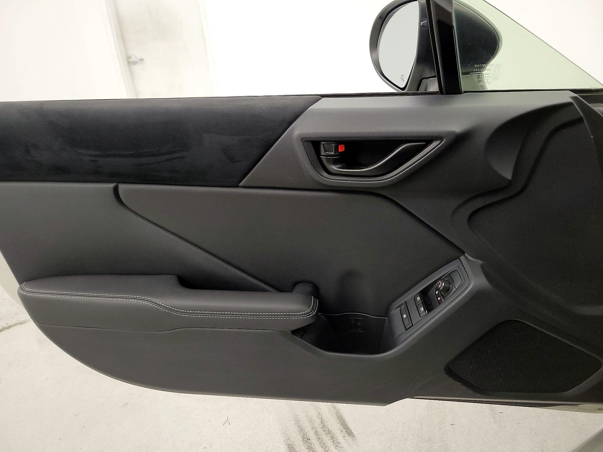 Thumbnail: 2023 Toyota GR86 - 12