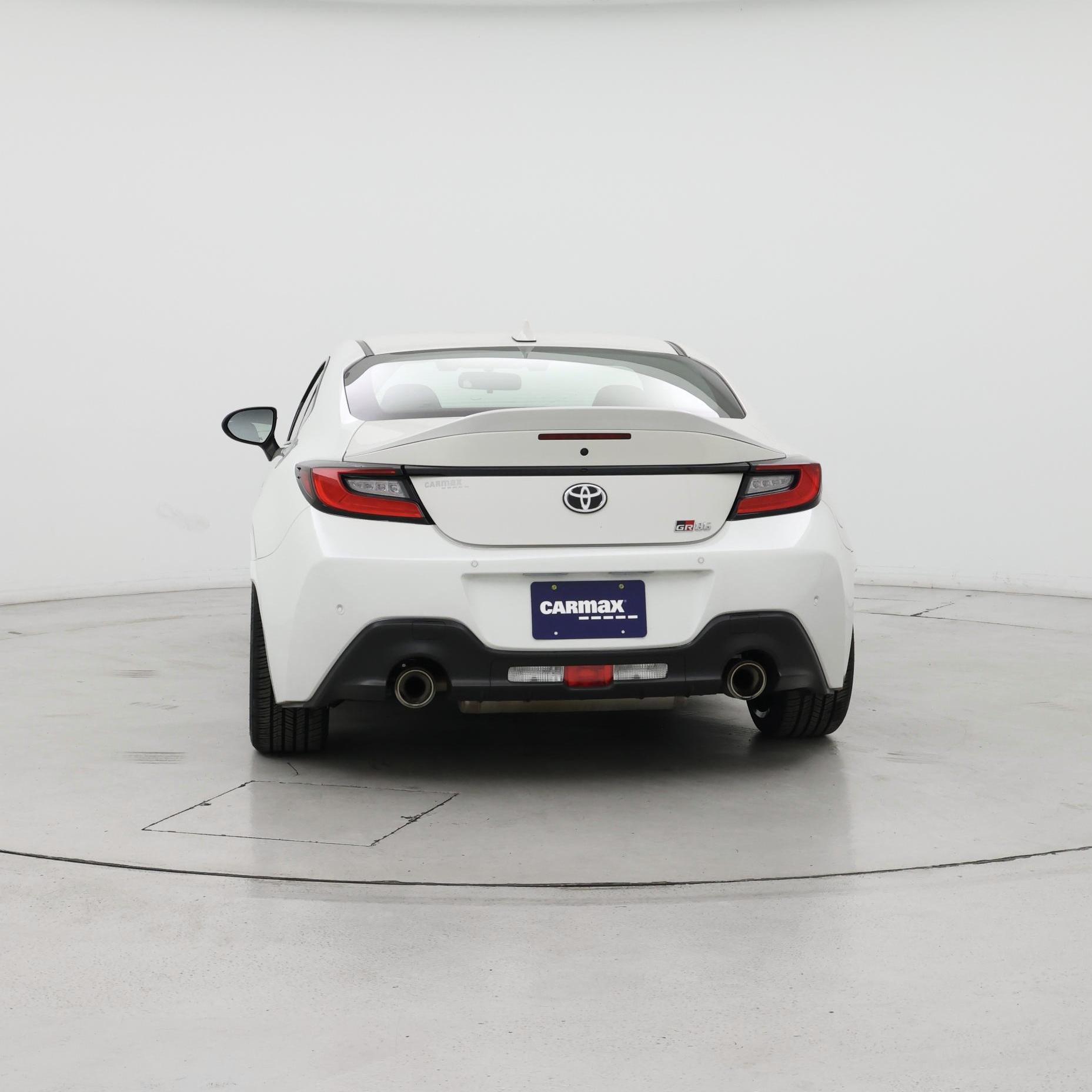 Thumbnail: 2023 Toyota GR86 - 6