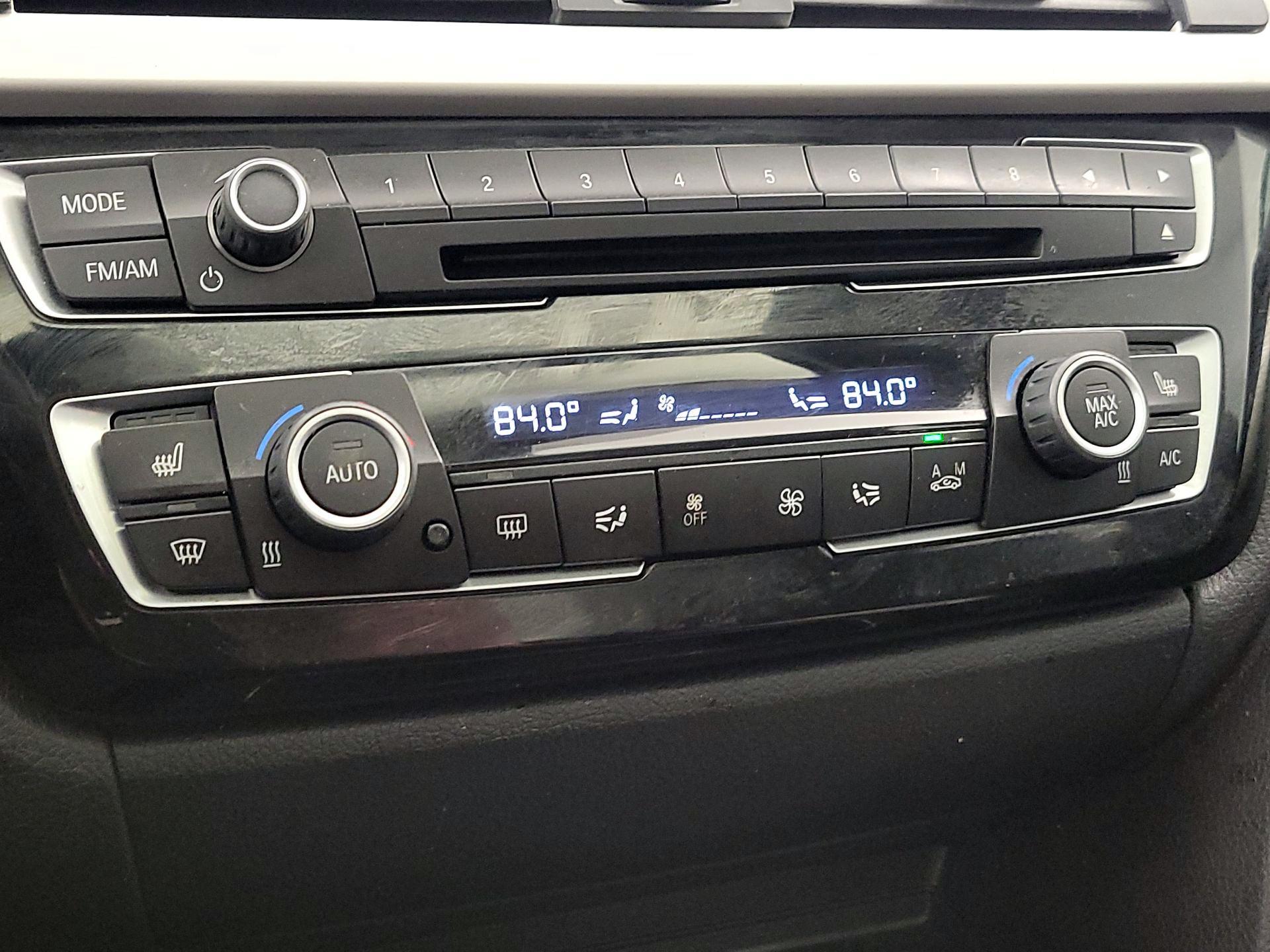 Thumbnail: 2017 BMW 3 Series - 16