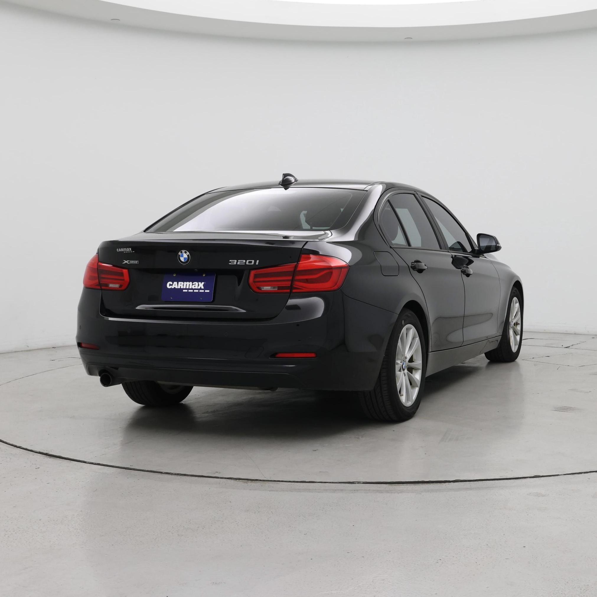 Thumbnail: 2017 BMW 3 Series - 7