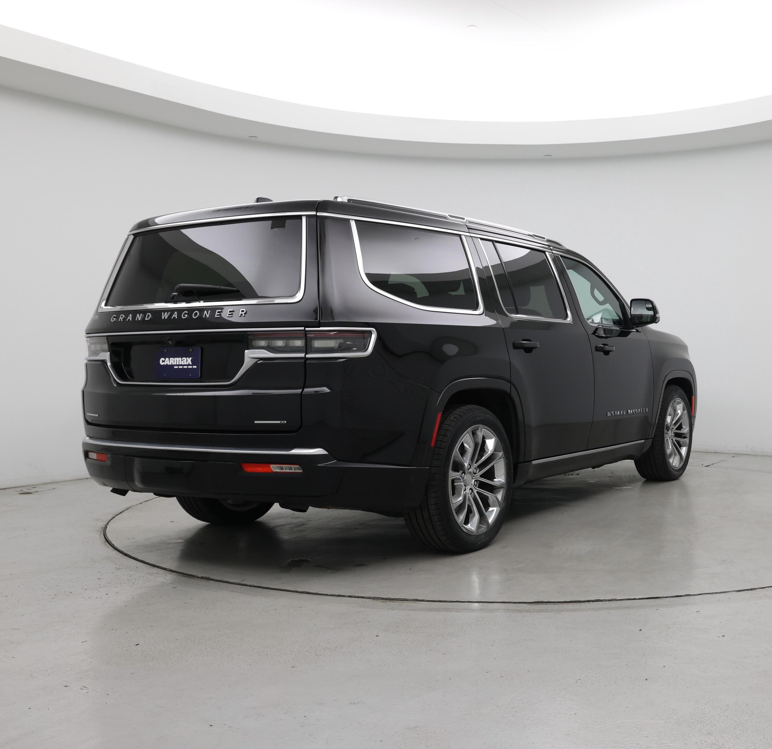 Thumbnail: 2022 Jeep Grand Wagoneer - 8