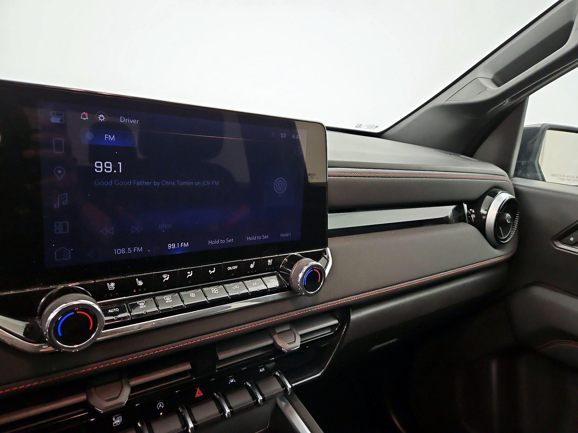 Thumbnail: 2023 Chevrolet Colorado - 15