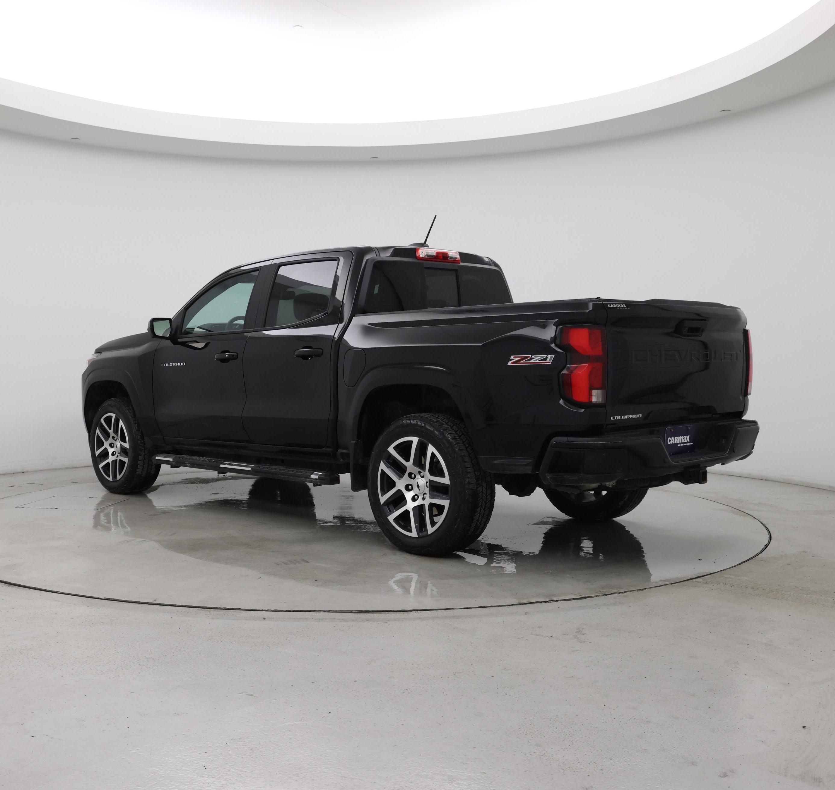 Thumbnail: 2023 Chevrolet Colorado - 2