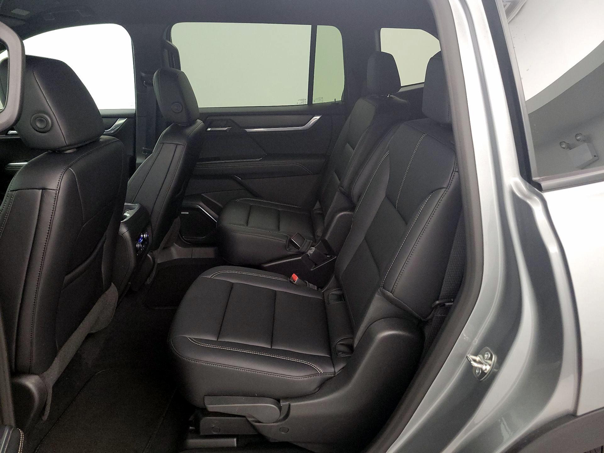 Thumbnail: 2026 GMC Acadia - 19