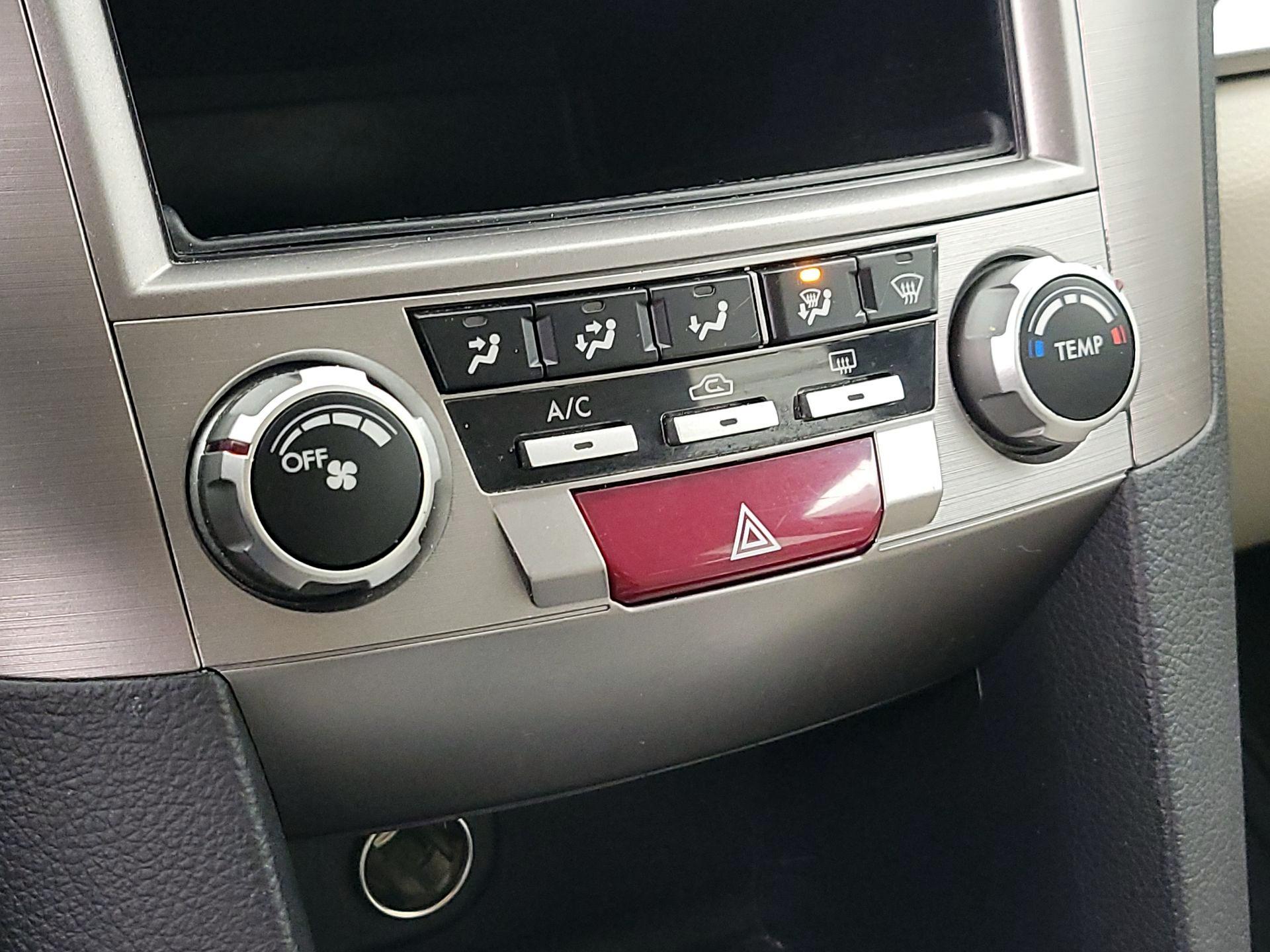 Thumbnail: 2014 Subaru Outback - 15