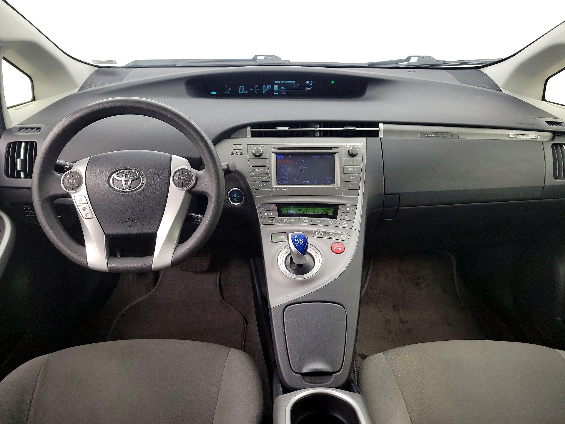 Thumbnail: 2014 Toyota Prius - 9