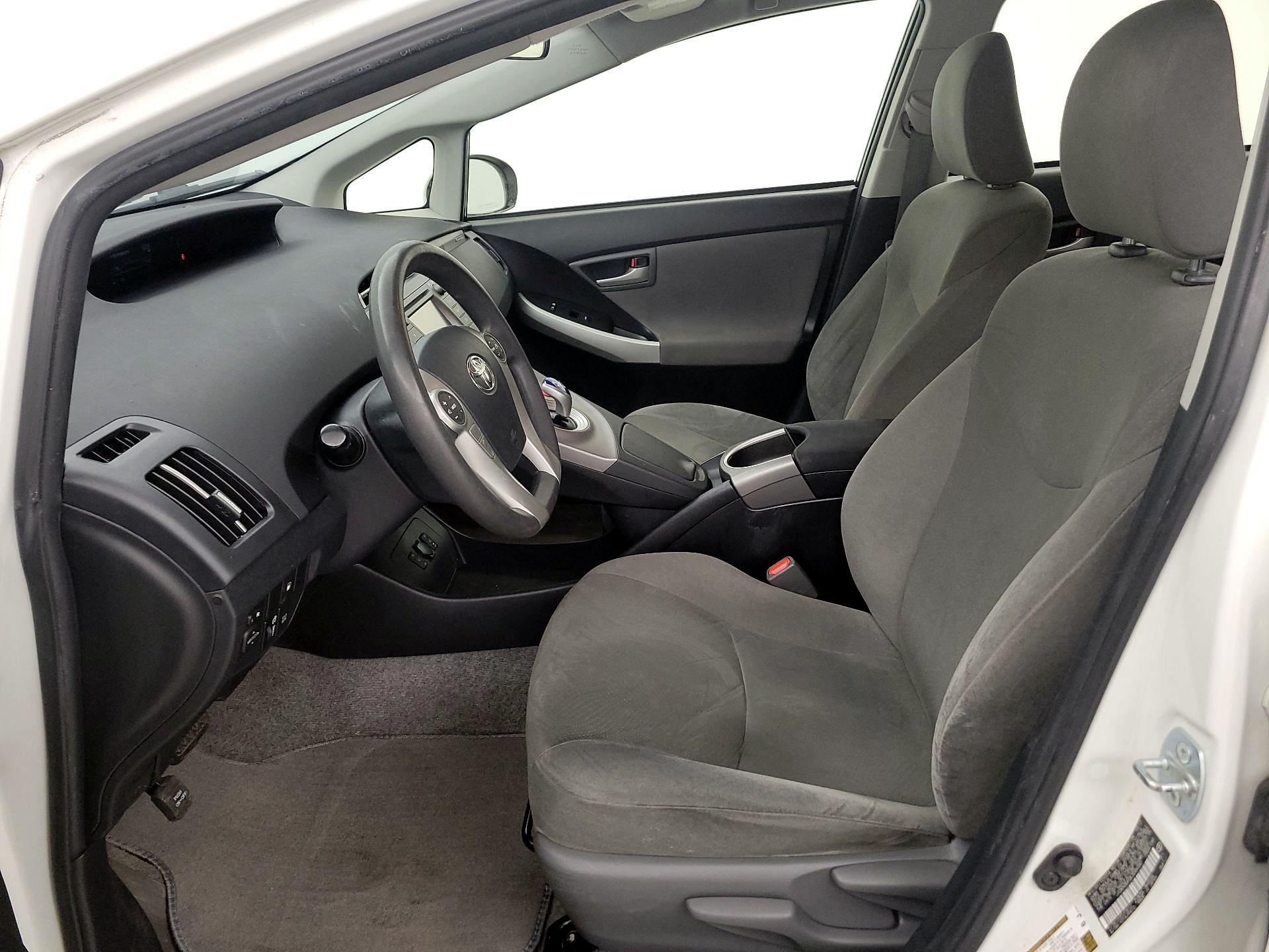 Thumbnail: 2014 Toyota Prius - 11