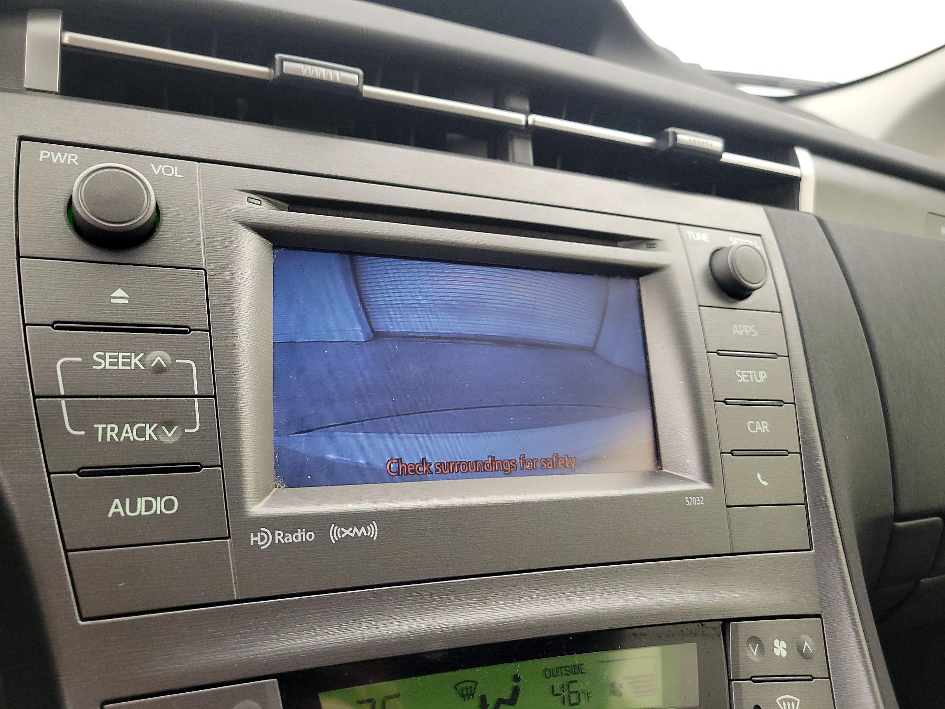 Thumbnail: 2014 Toyota Prius - 14