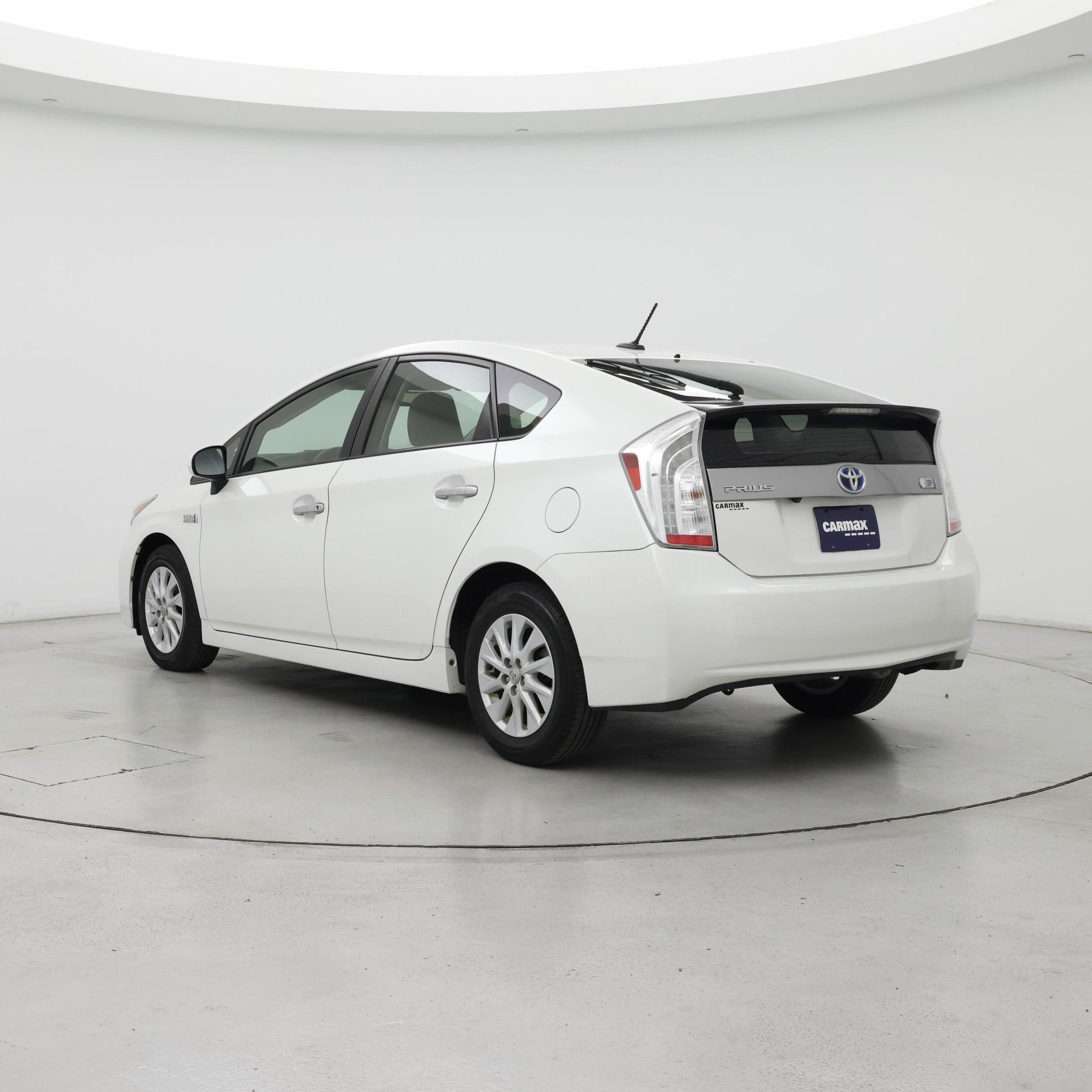 Thumbnail: 2014 Toyota Prius - 2
