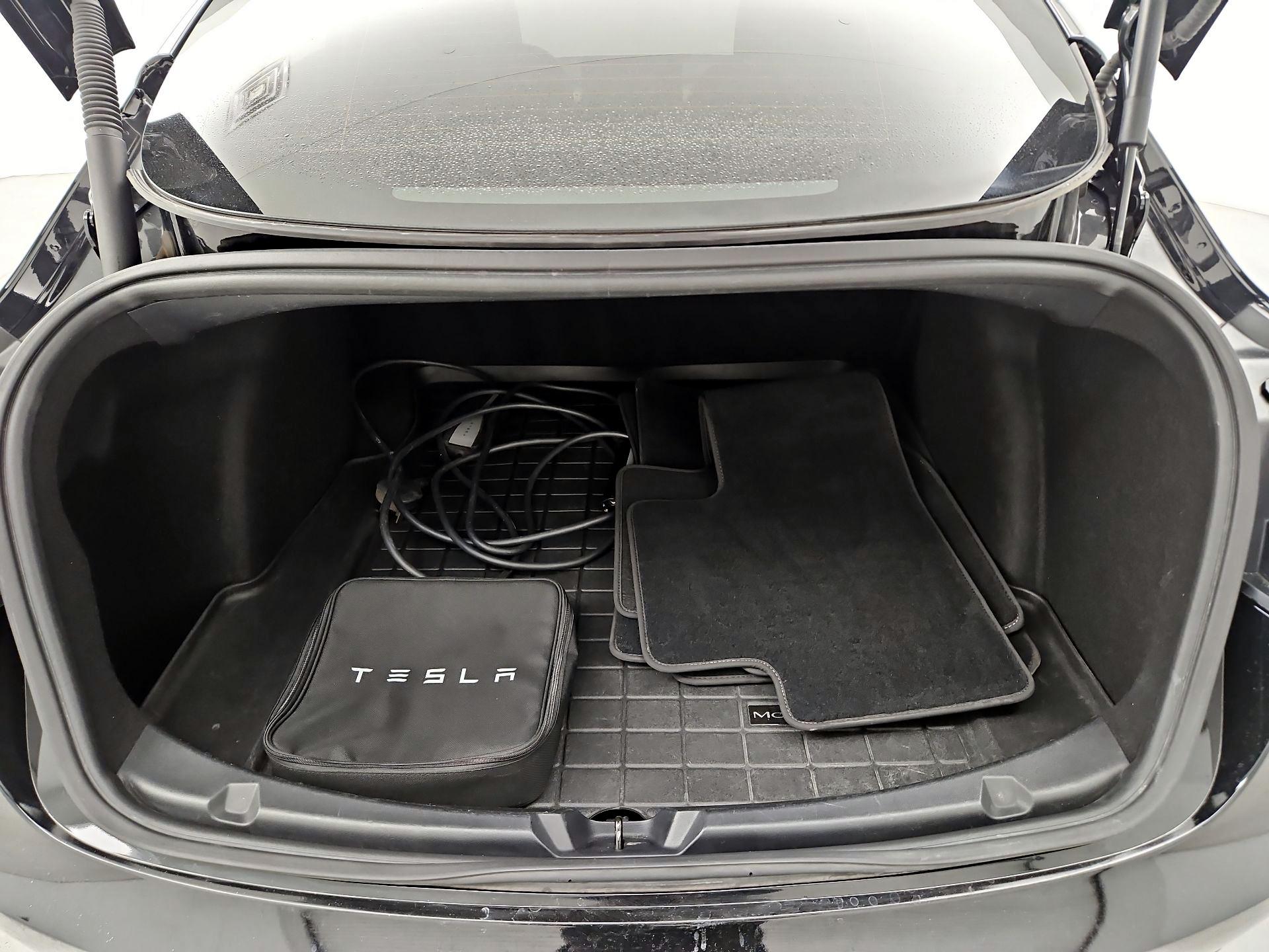 Thumbnail: 2022 Tesla Model 3 - 19