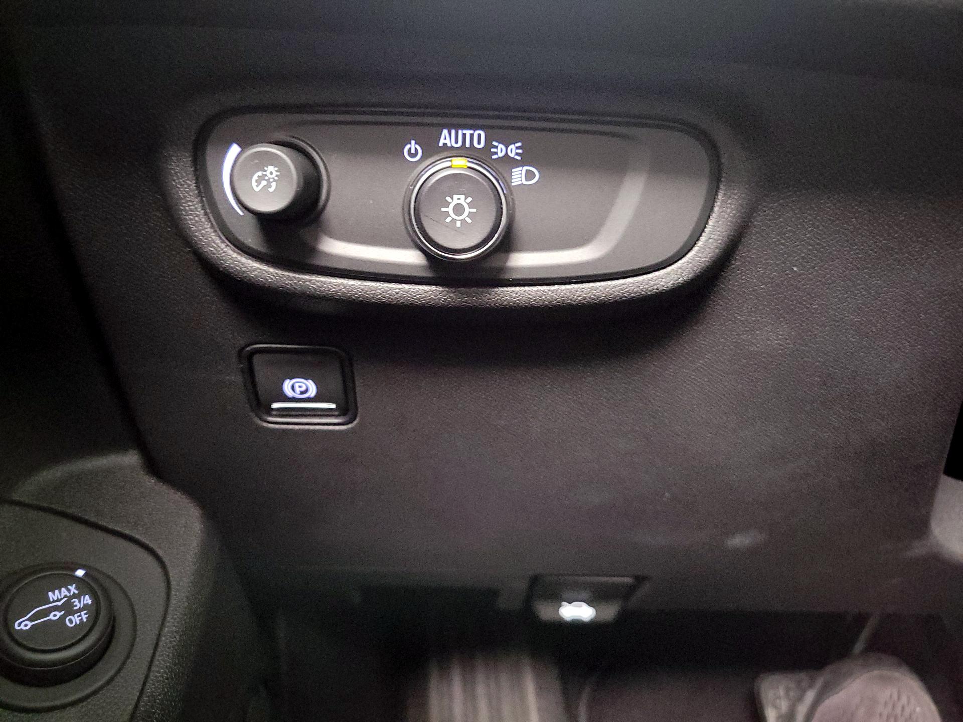 Thumbnail: 2021 GMC Terrain - 13