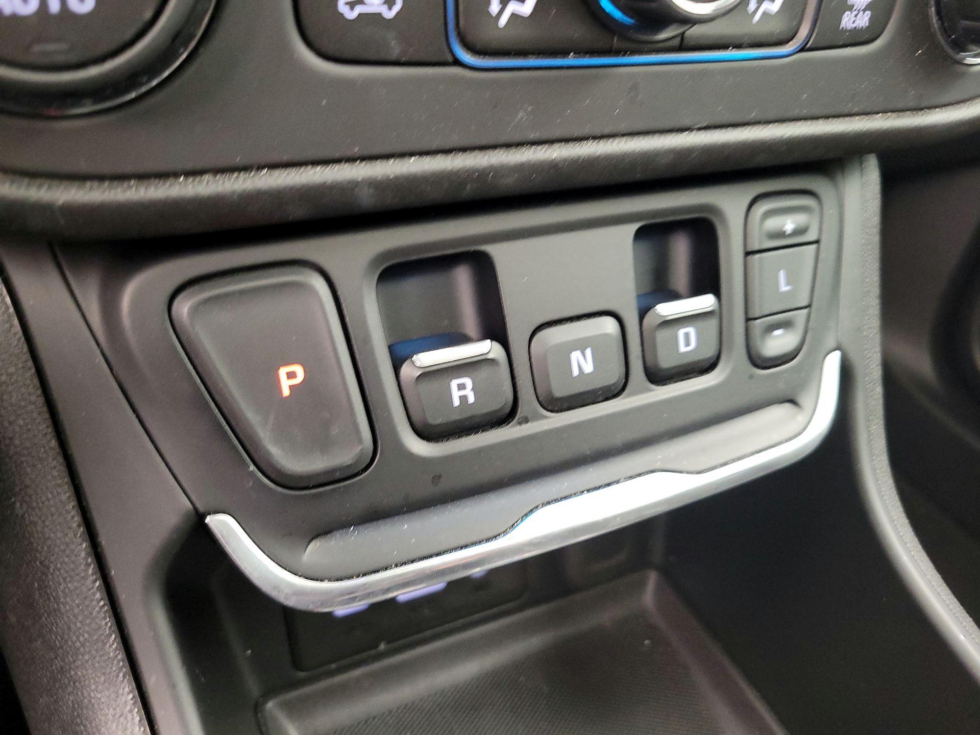 Thumbnail: 2021 GMC Terrain - 17