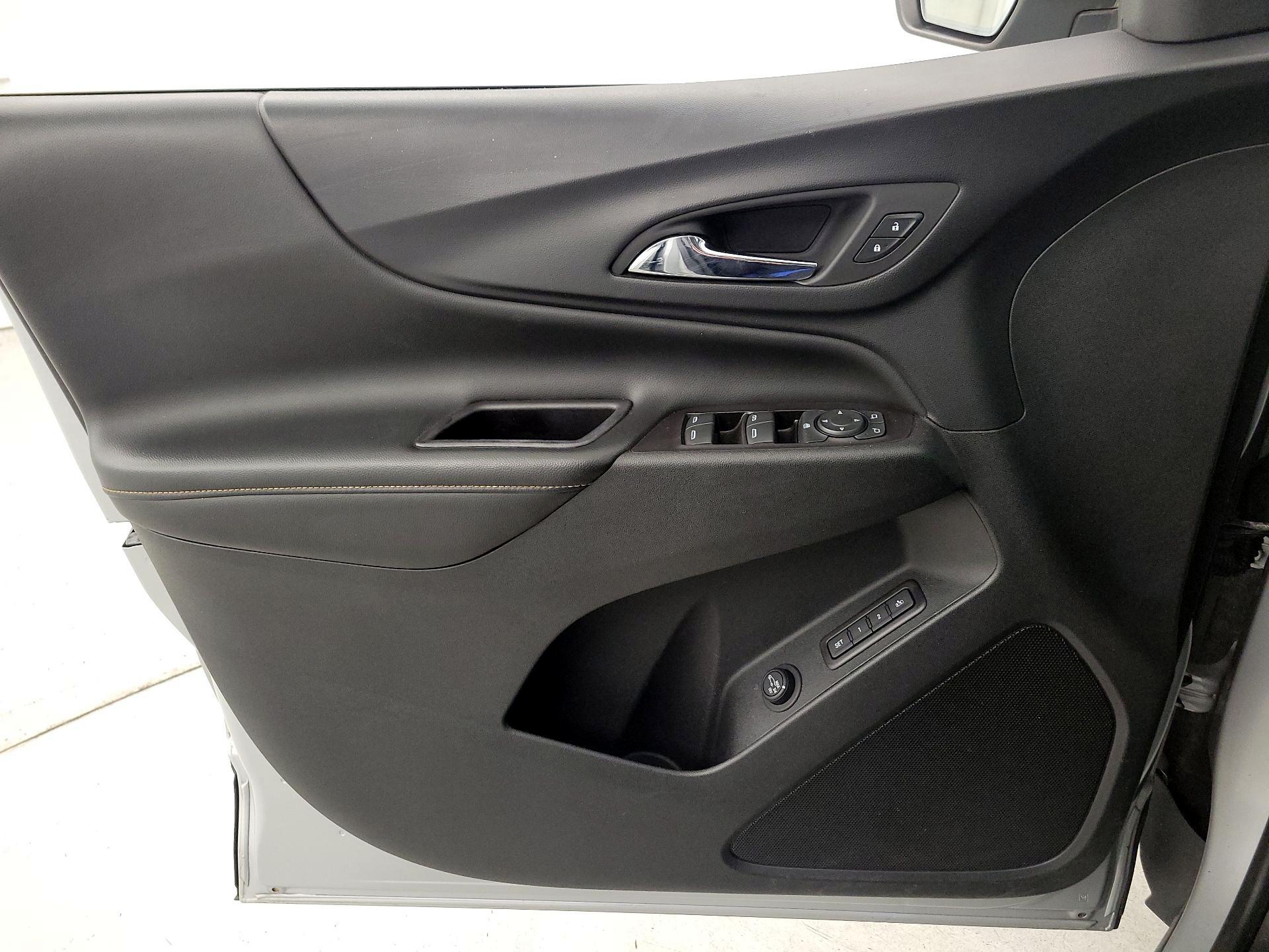 Thumbnail: 2019 Chevrolet Equinox - 12