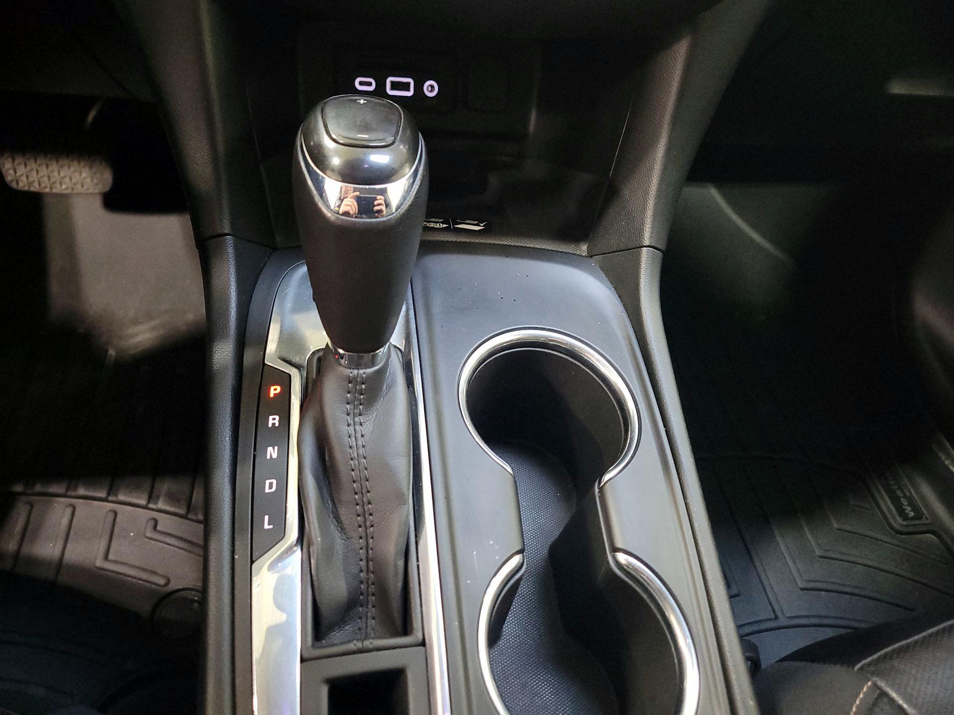 Thumbnail: 2019 Chevrolet Equinox - 17