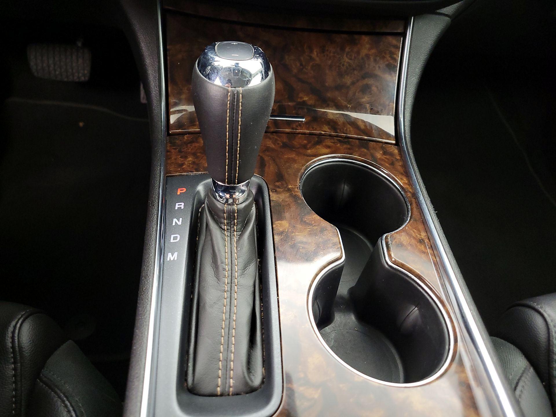 Thumbnail: 2015 Chevrolet Impala - 17