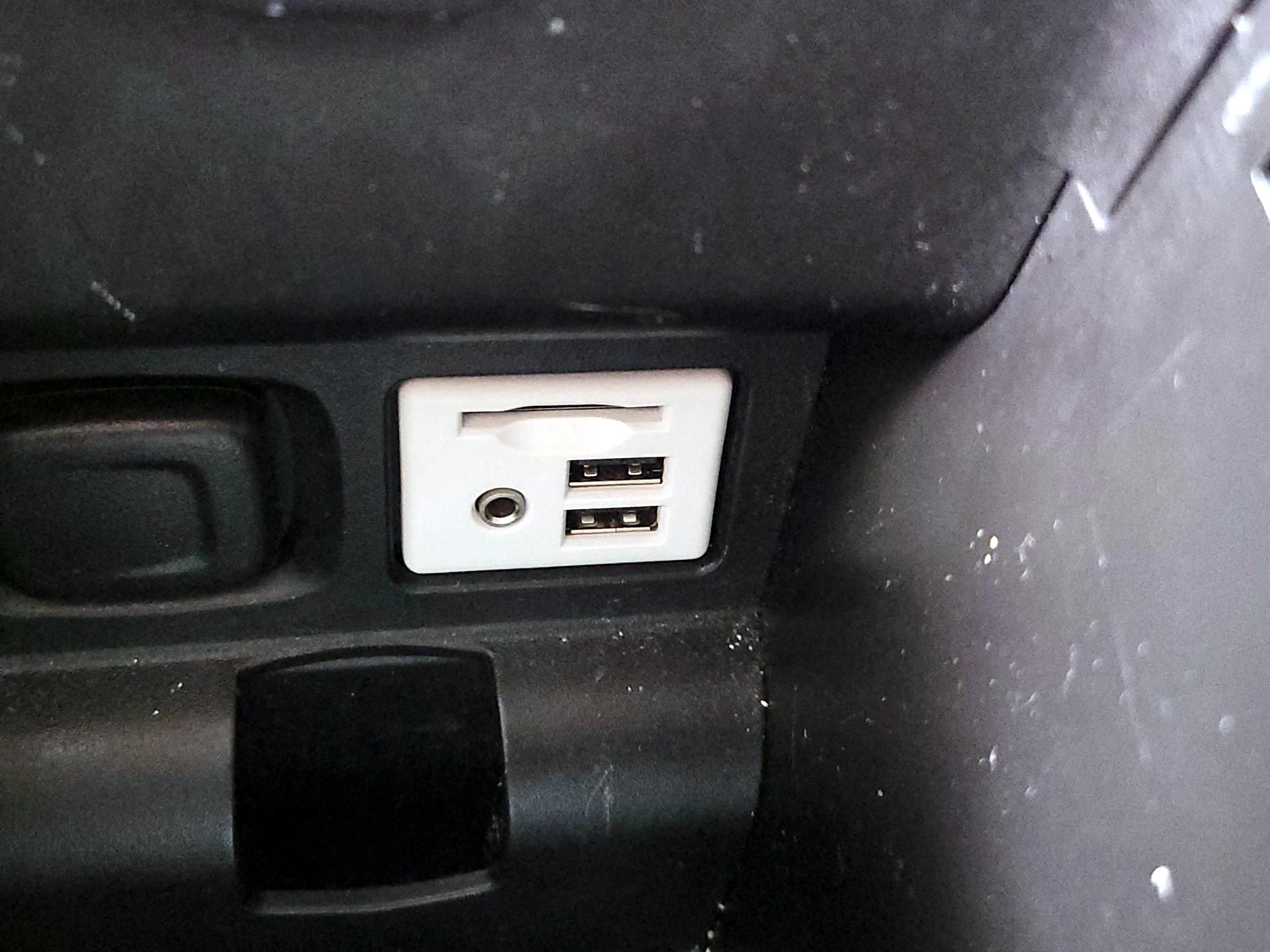 Thumbnail: 2015 Chevrolet Impala - 18