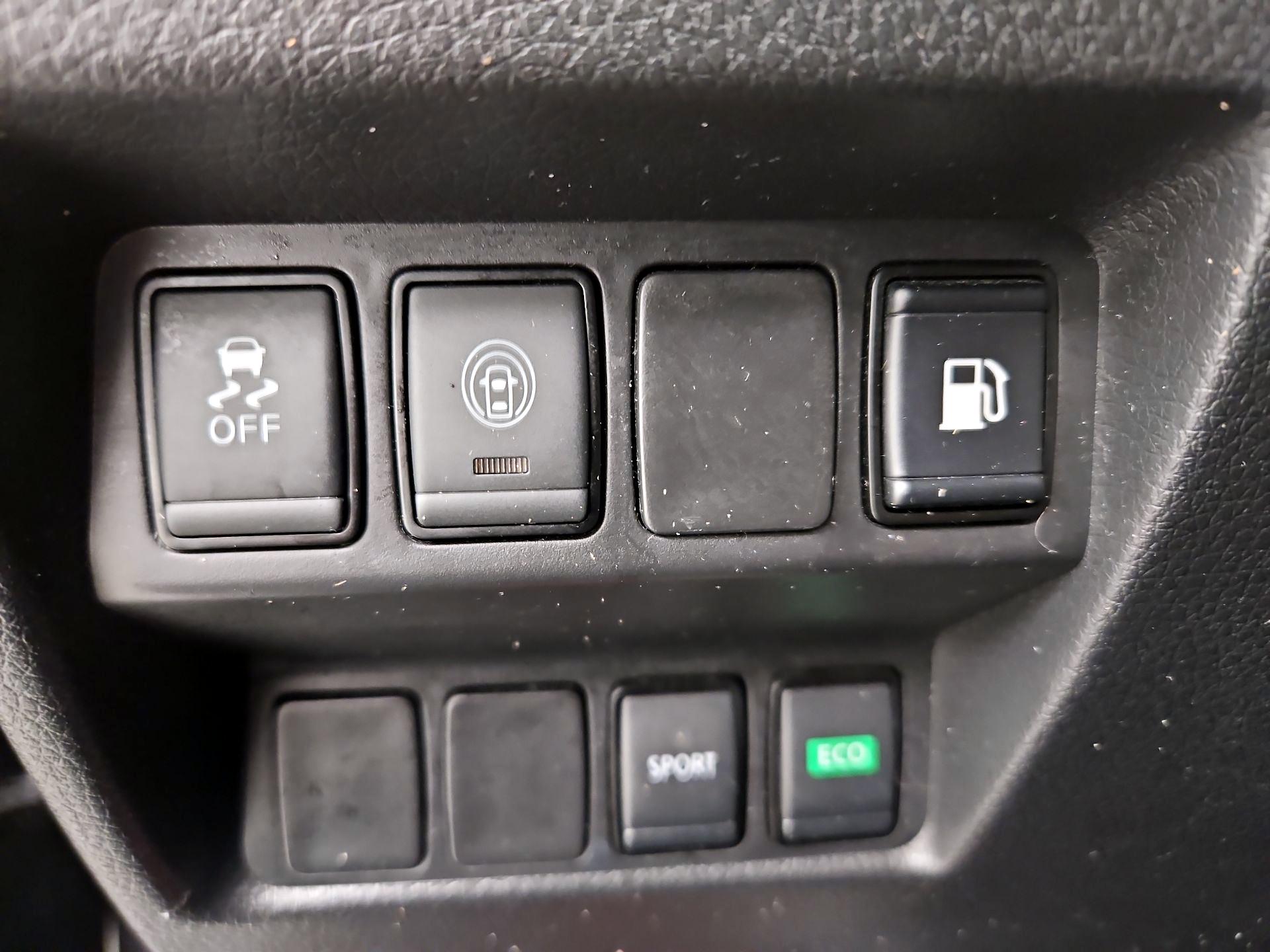 Thumbnail: 2019 Nissan Rogue - 13