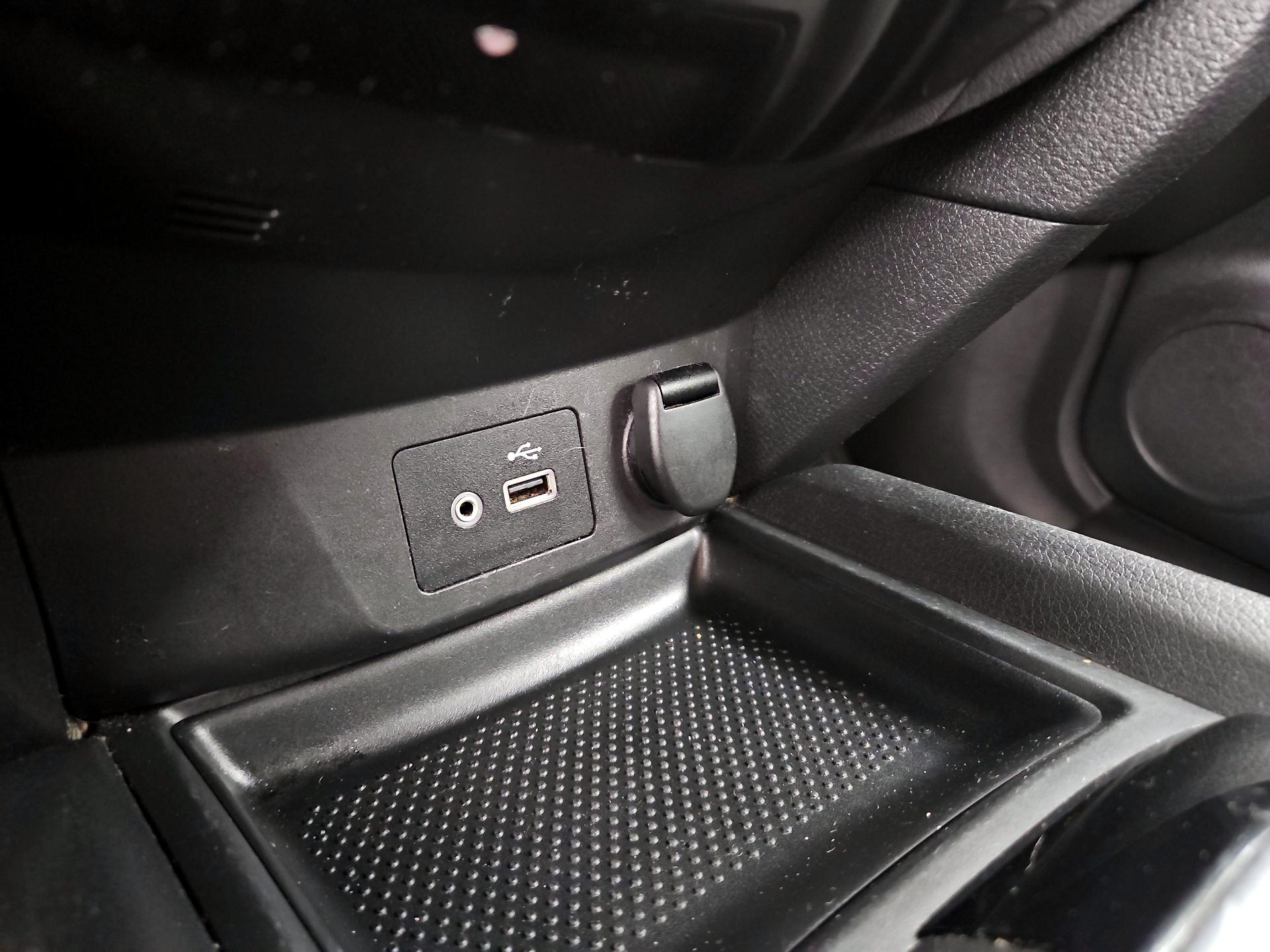 Thumbnail: 2019 Nissan Rogue - 18