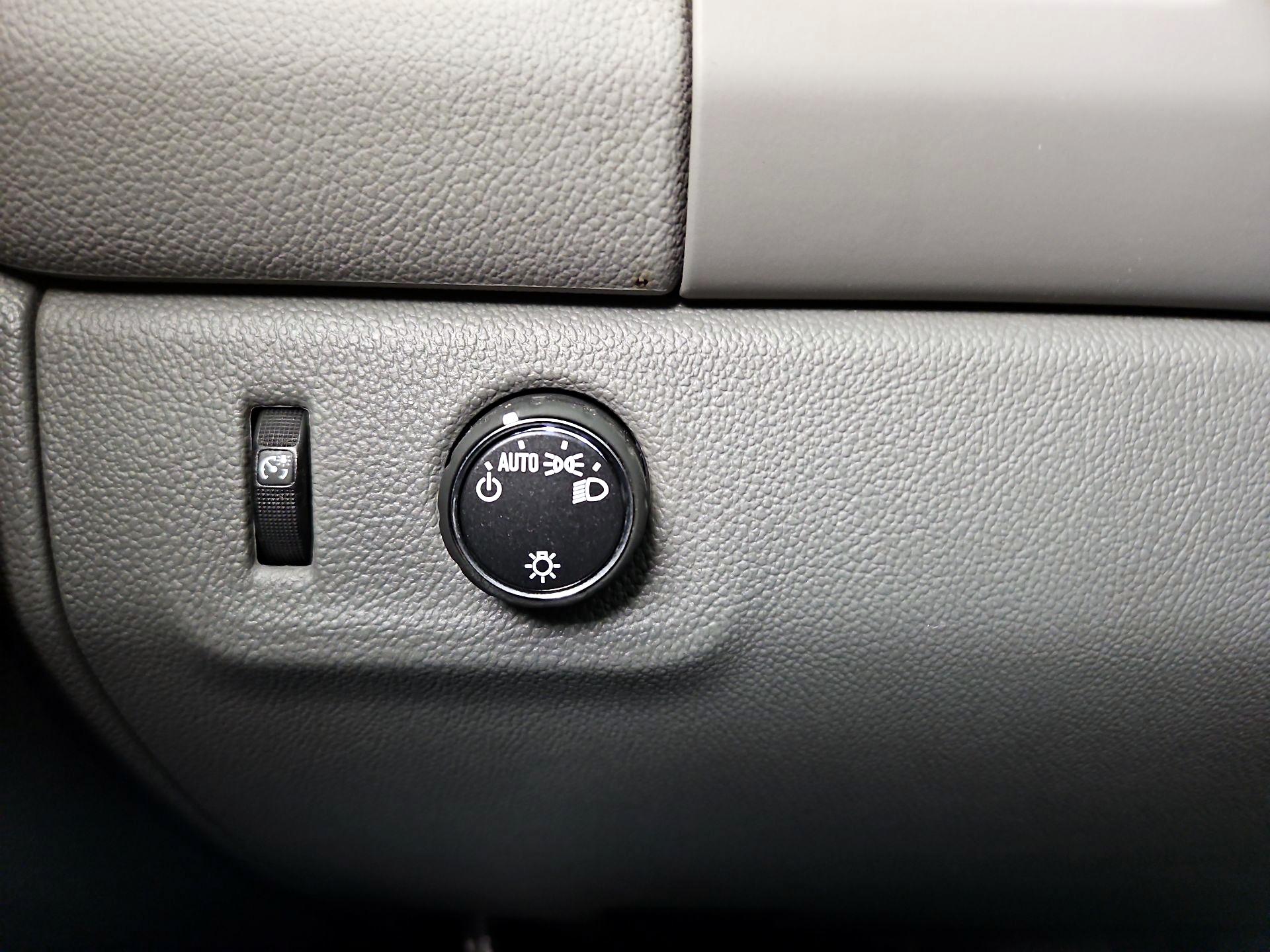 Thumbnail: 2016 GMC Canyon - 13