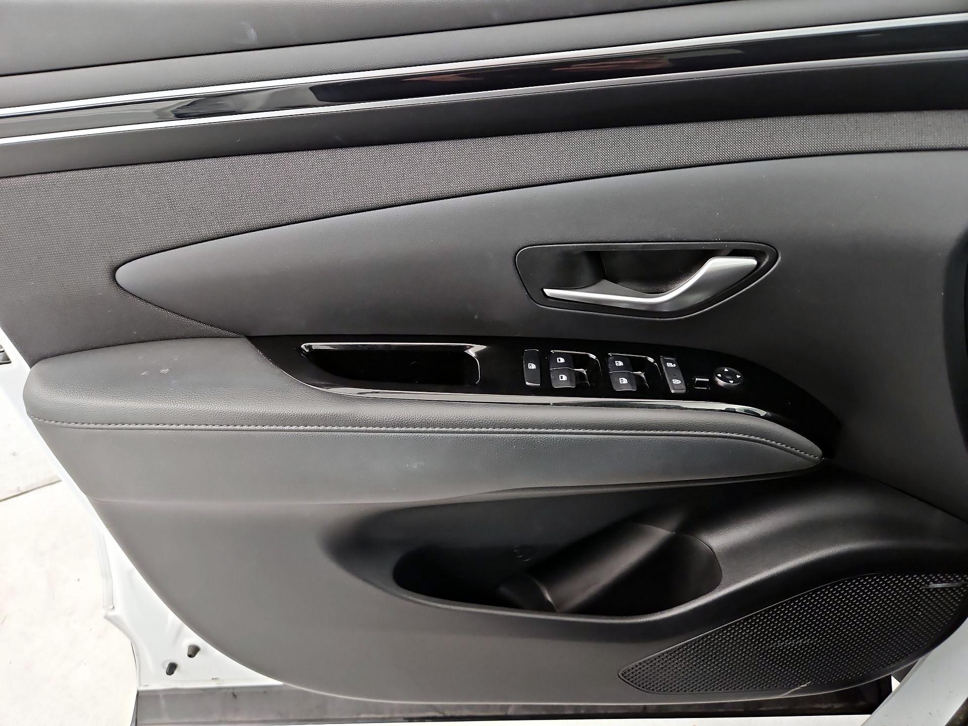 Thumbnail: 2022 Hyundai Tucson - 12