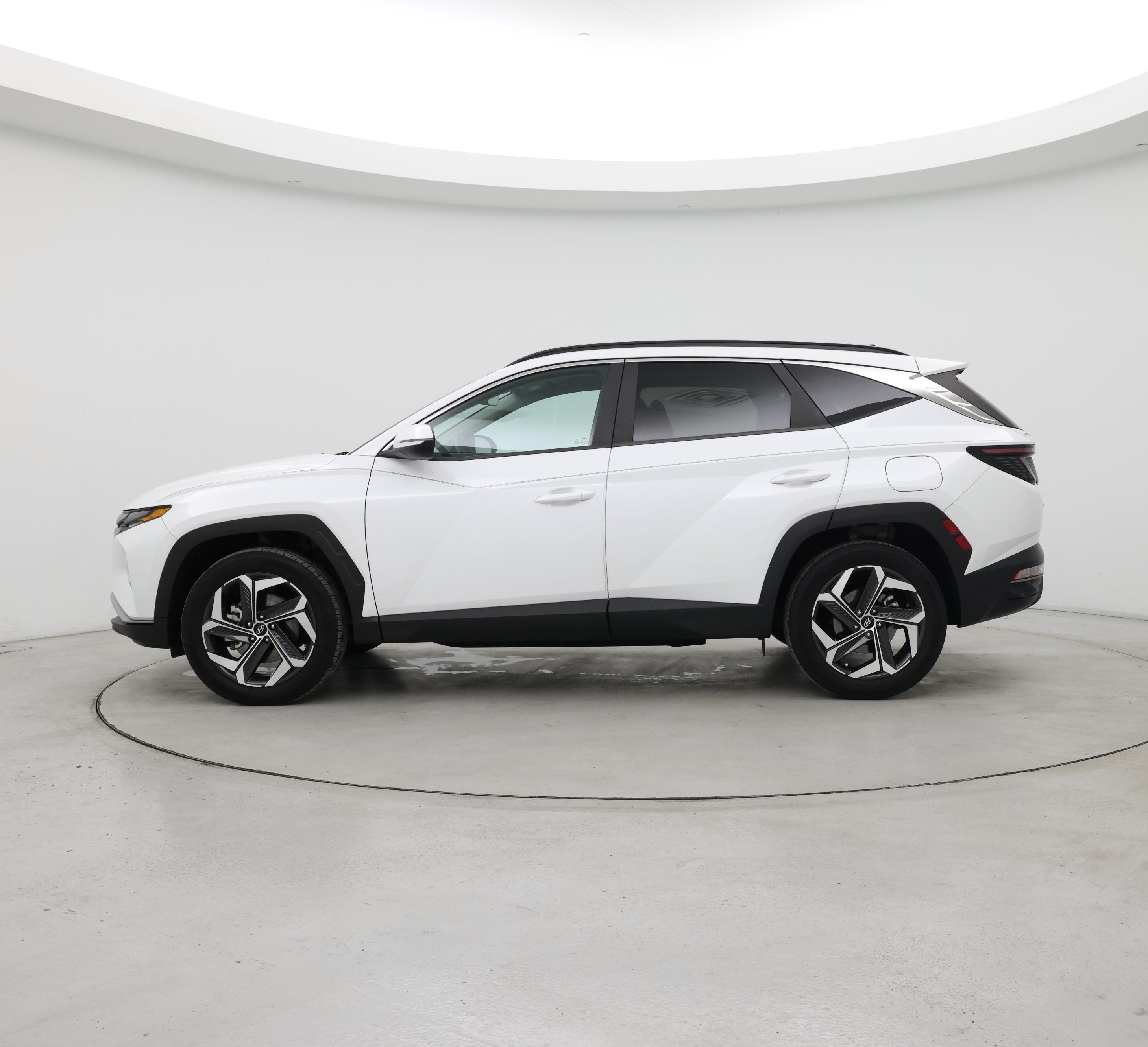 Thumbnail: 2022 Hyundai Tucson - 3