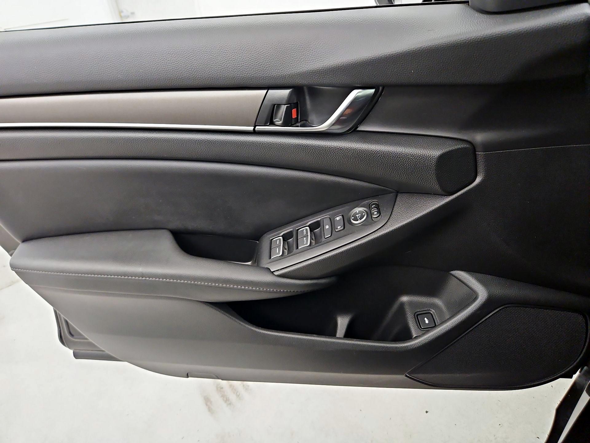 Thumbnail: 2022 Honda Accord - 12