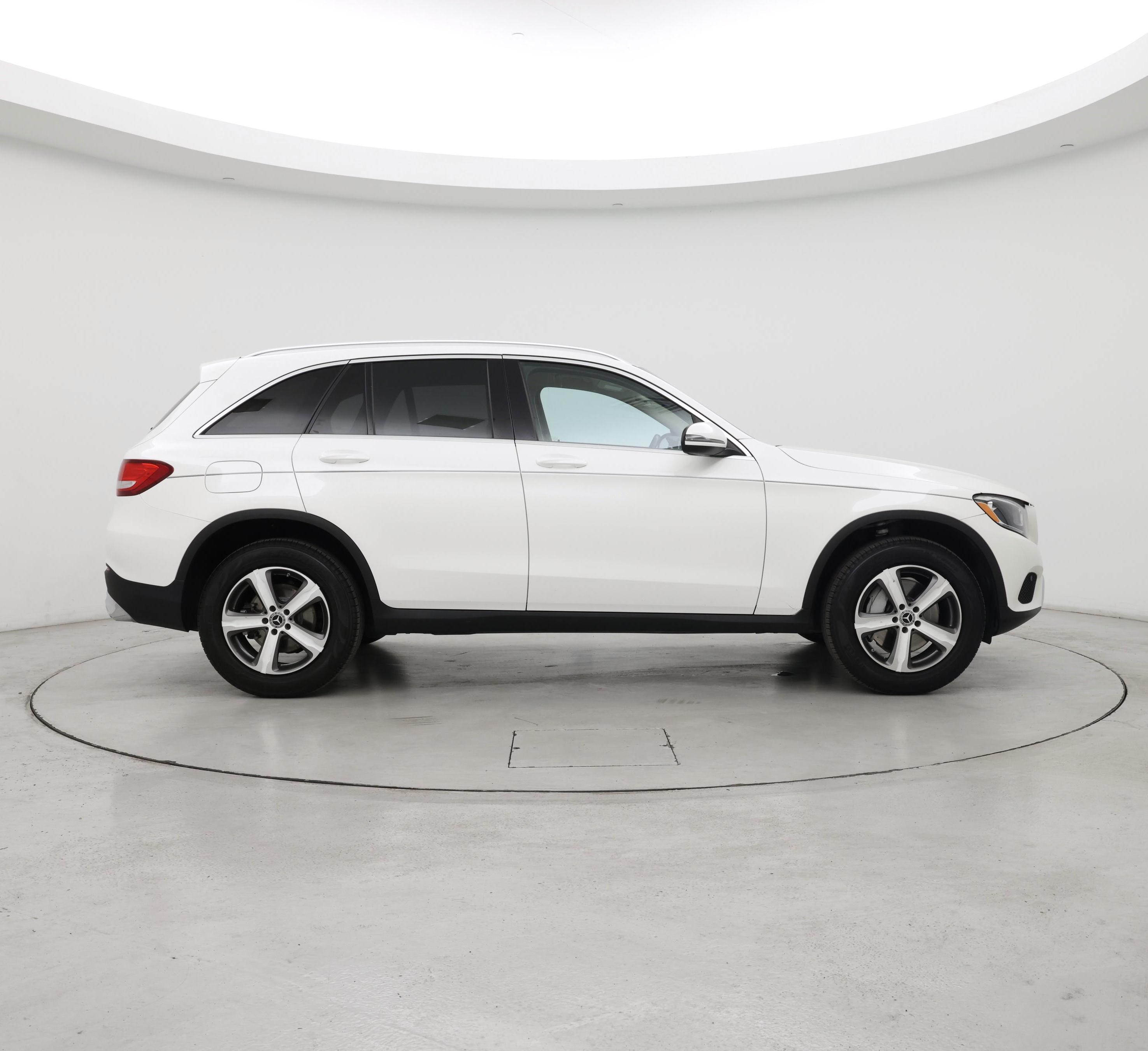 Thumbnail: 2019 Mercedes-Benz GLC - 7