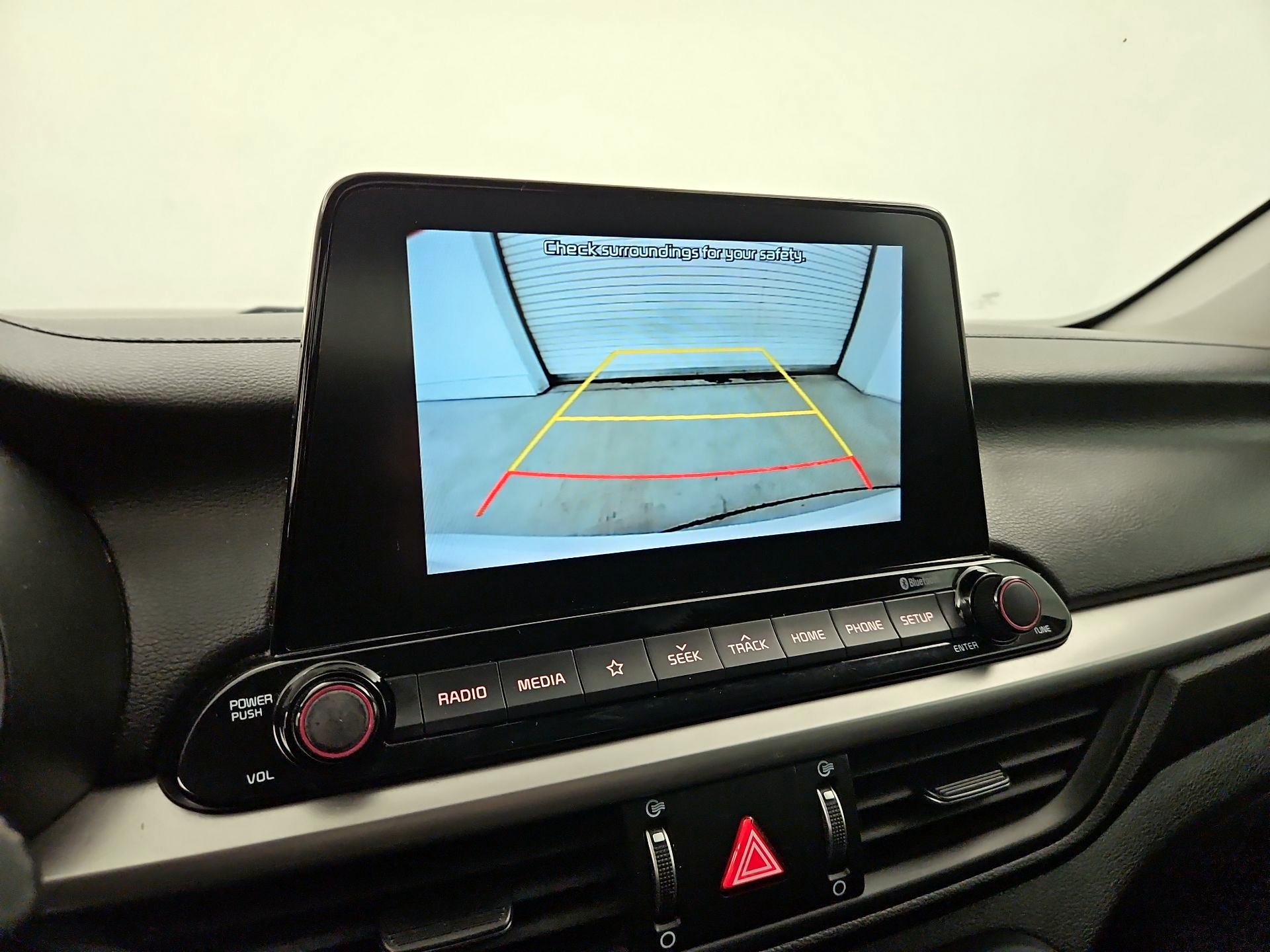 Thumbnail: 2021 Kia Forte - 14