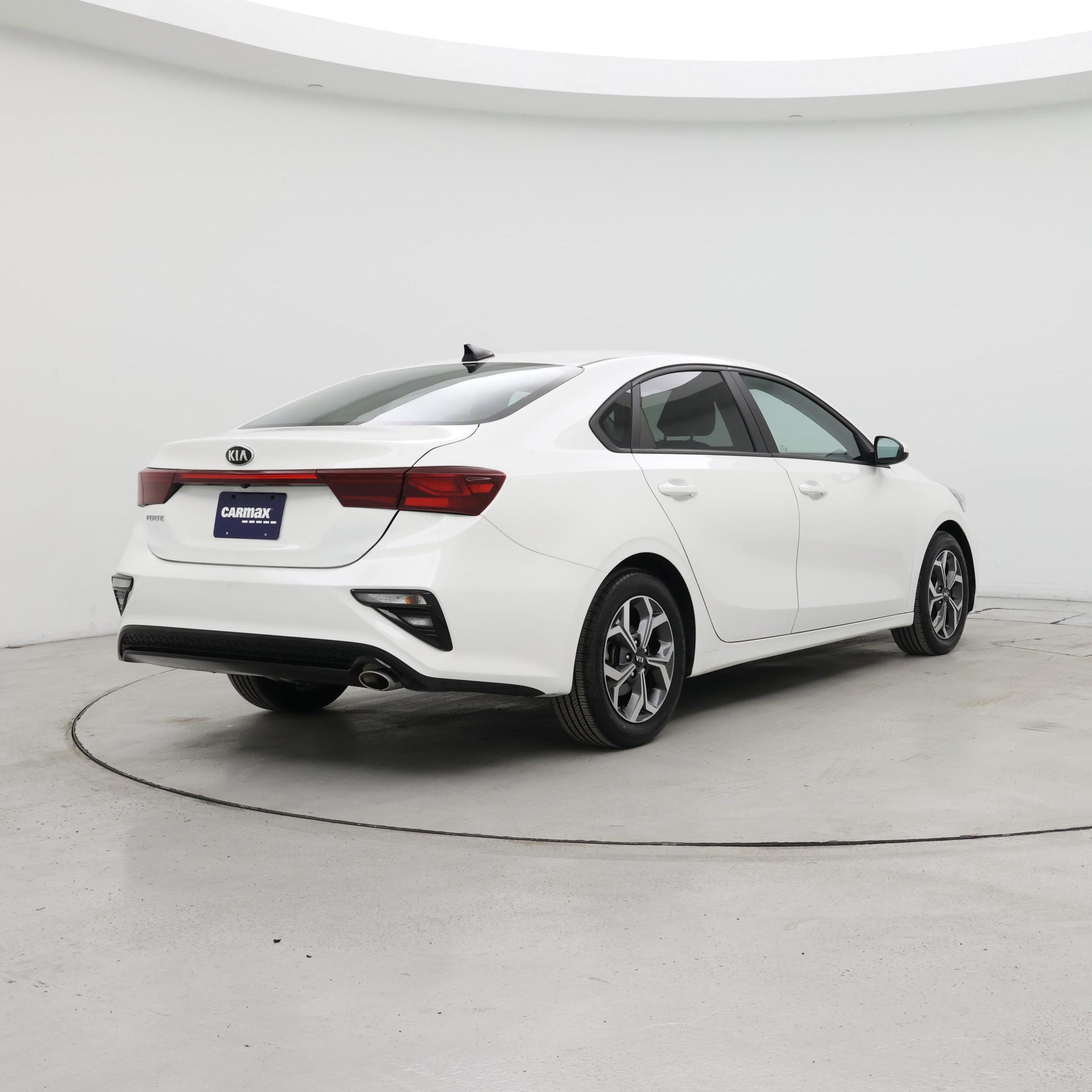 Thumbnail: 2021 Kia Forte - 8