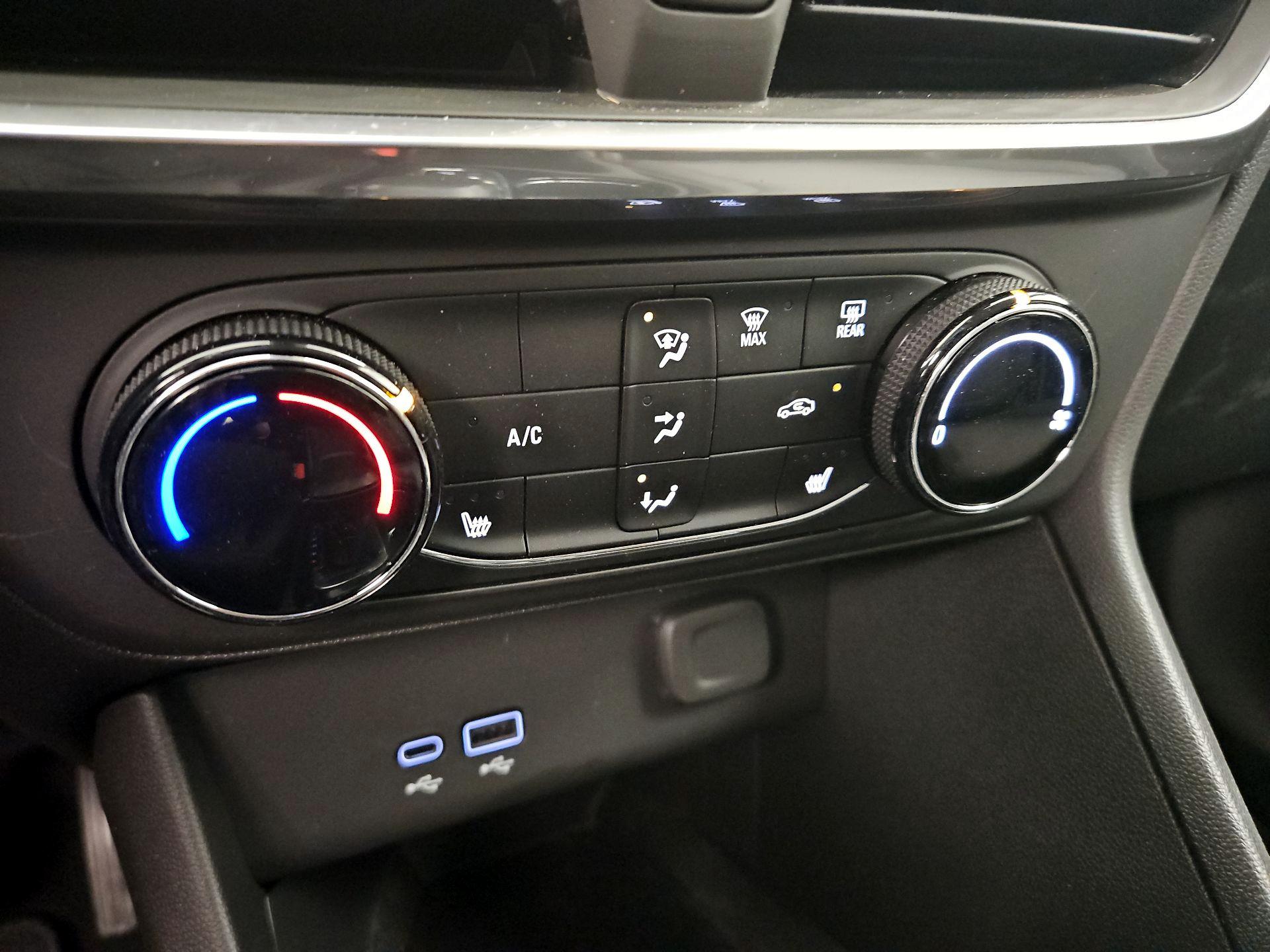 Thumbnail: 2024 Buick Encore GX - 16