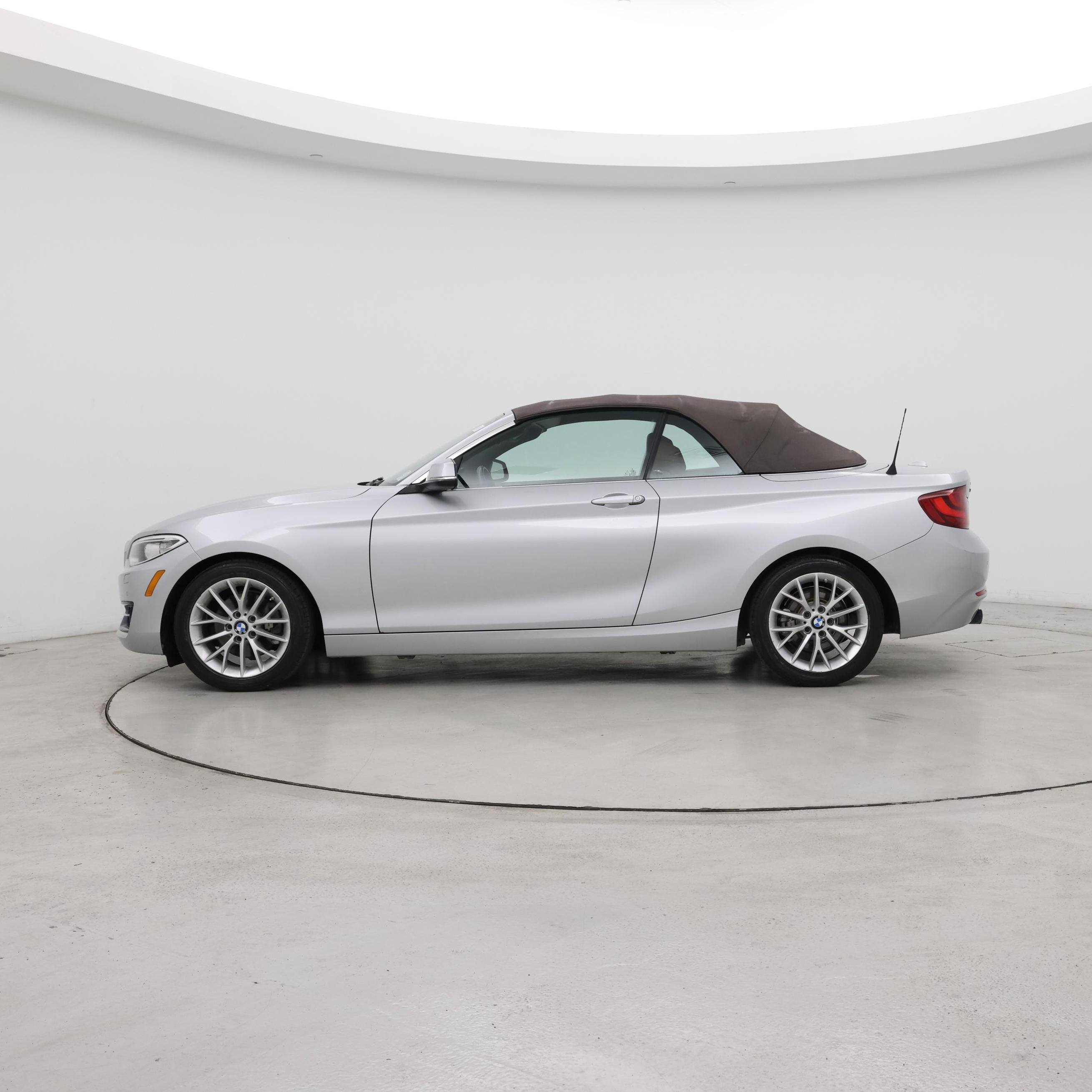 Thumbnail: 2016 BMW 2 Series - 3