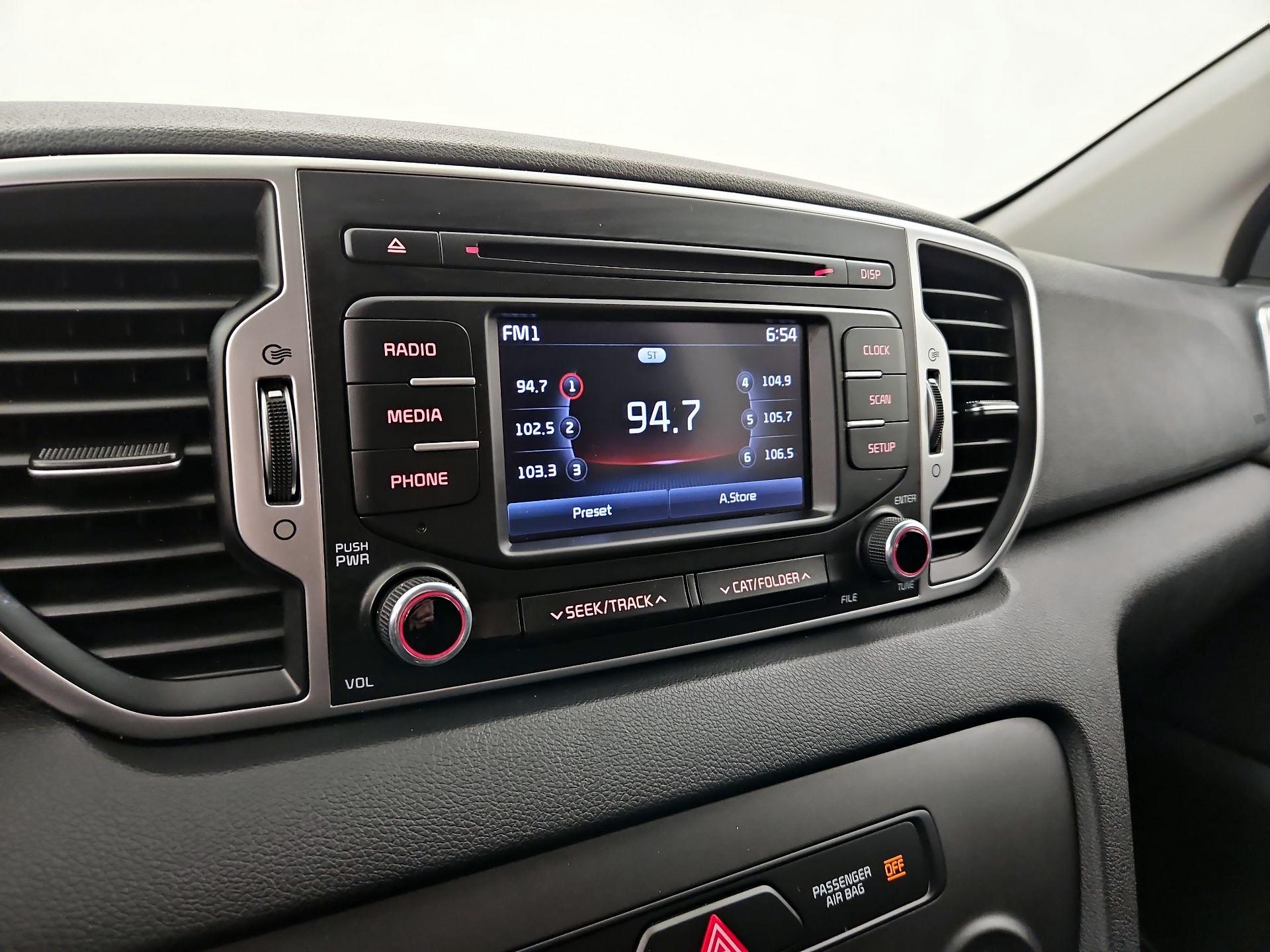 Thumbnail: 2019 Kia Sportage - 15