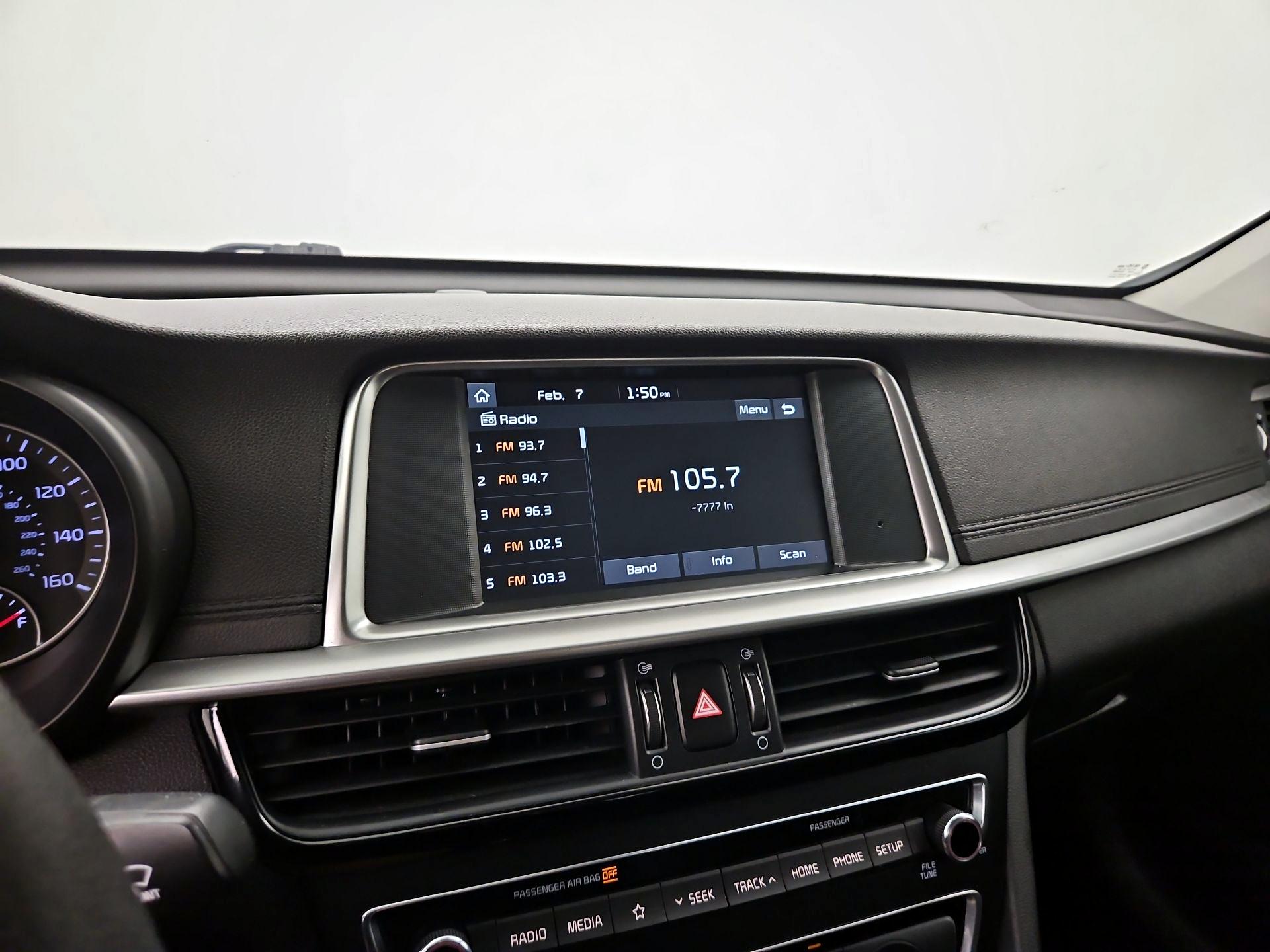 Thumbnail: 2019 Kia Optima - 15