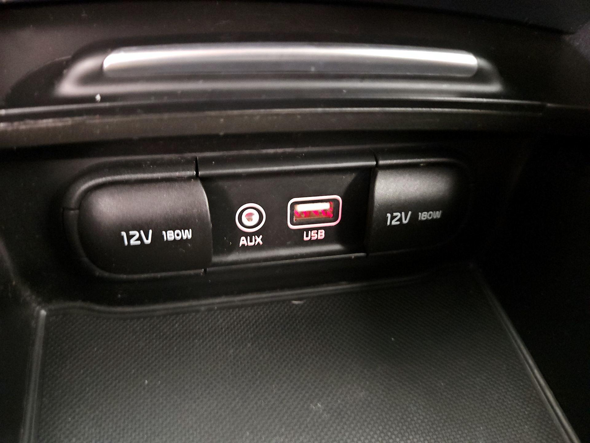 Thumbnail: 2019 Kia Optima - 18