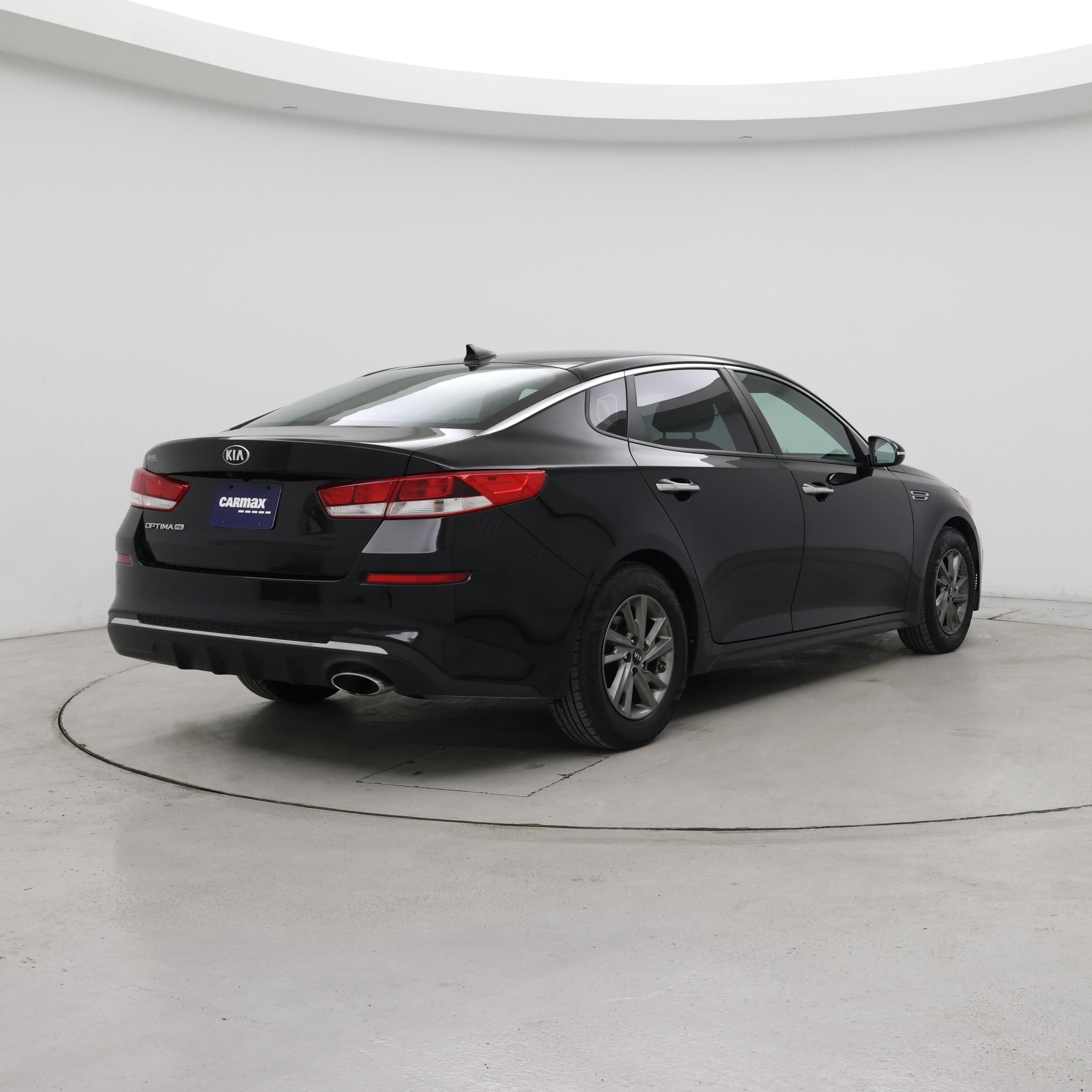 Thumbnail: 2019 Kia Optima - 8