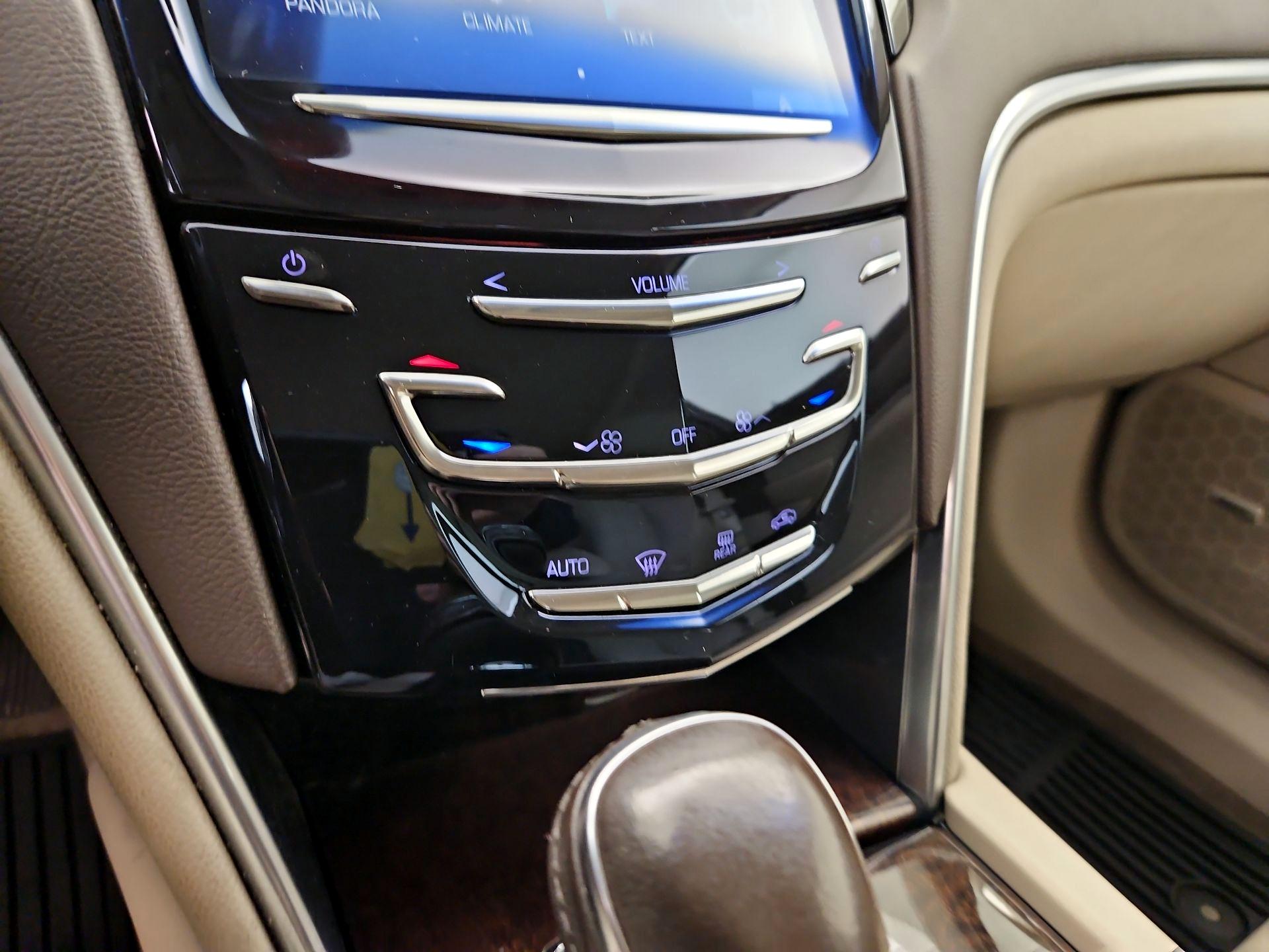 Thumbnail: 2015 Cadillac XTS - 15