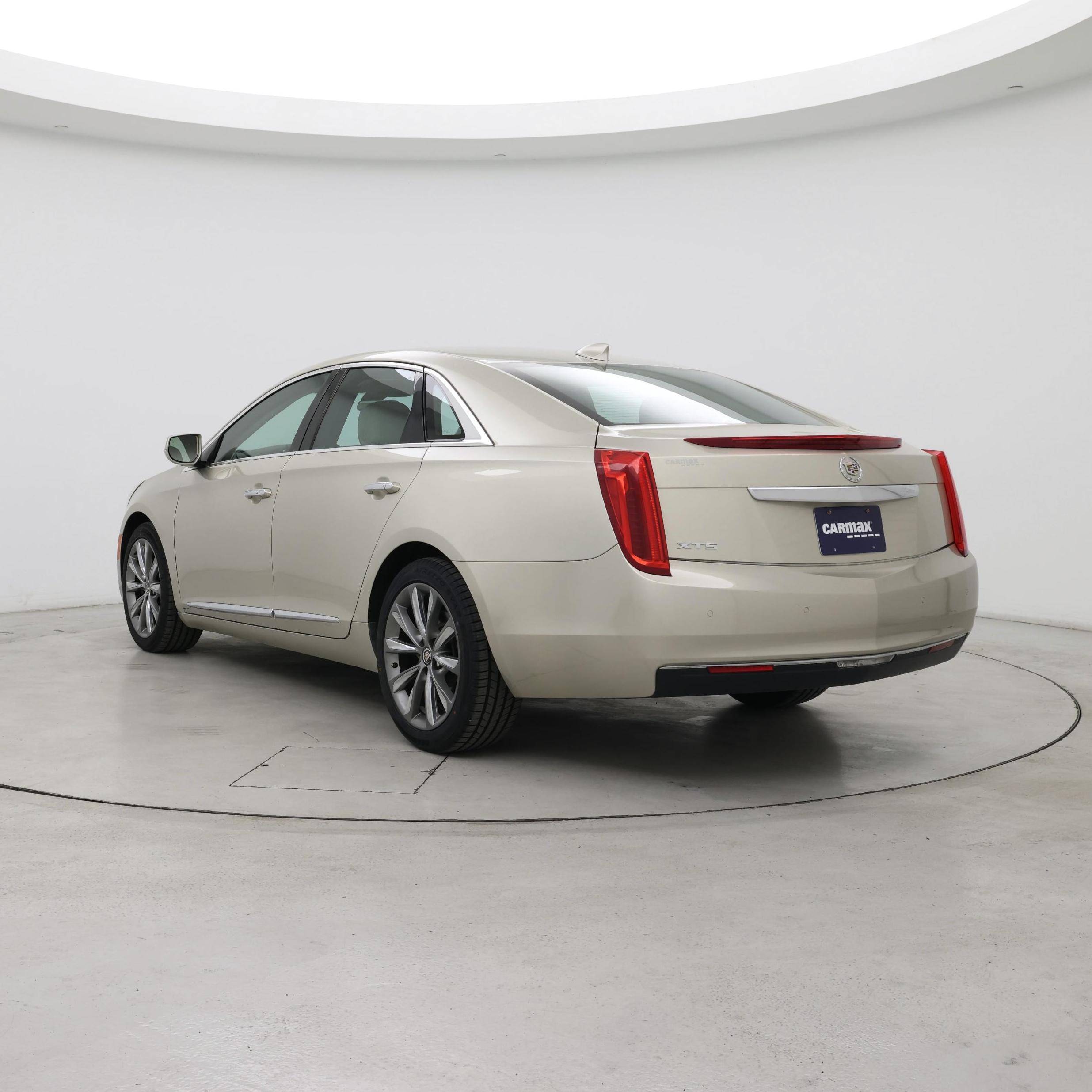 Thumbnail: 2015 Cadillac XTS - 2