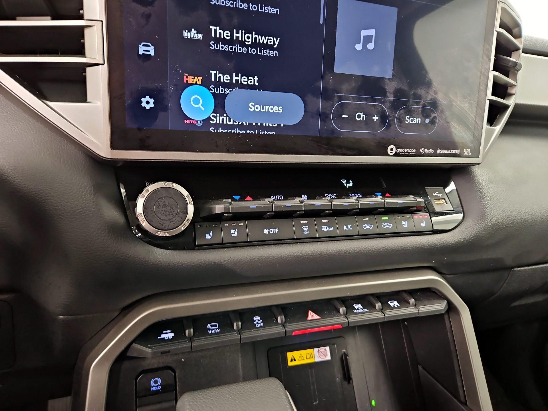 Thumbnail: 2023 Toyota Tundra - 17