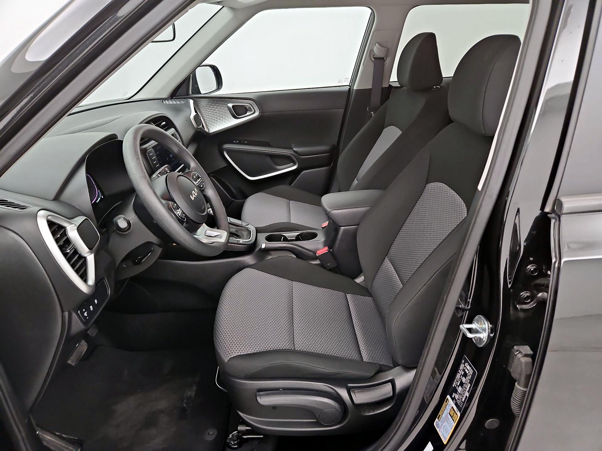 Thumbnail: 2023 Kia Soul - 11