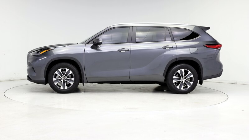 2023 Toyota Highlander XLE 3