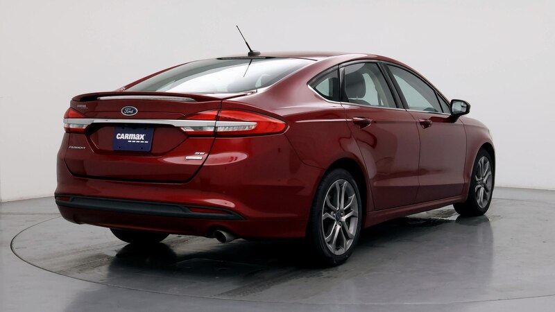 2017 Ford Fusion SE 8