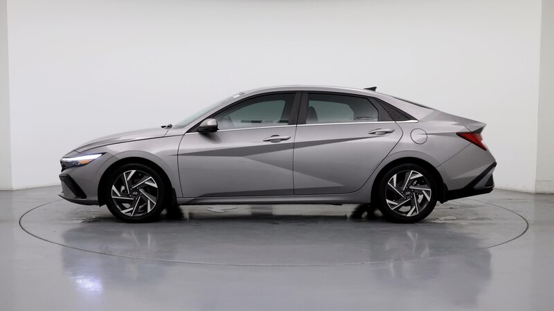 2024 Hyundai Elantra Limited Edition 3